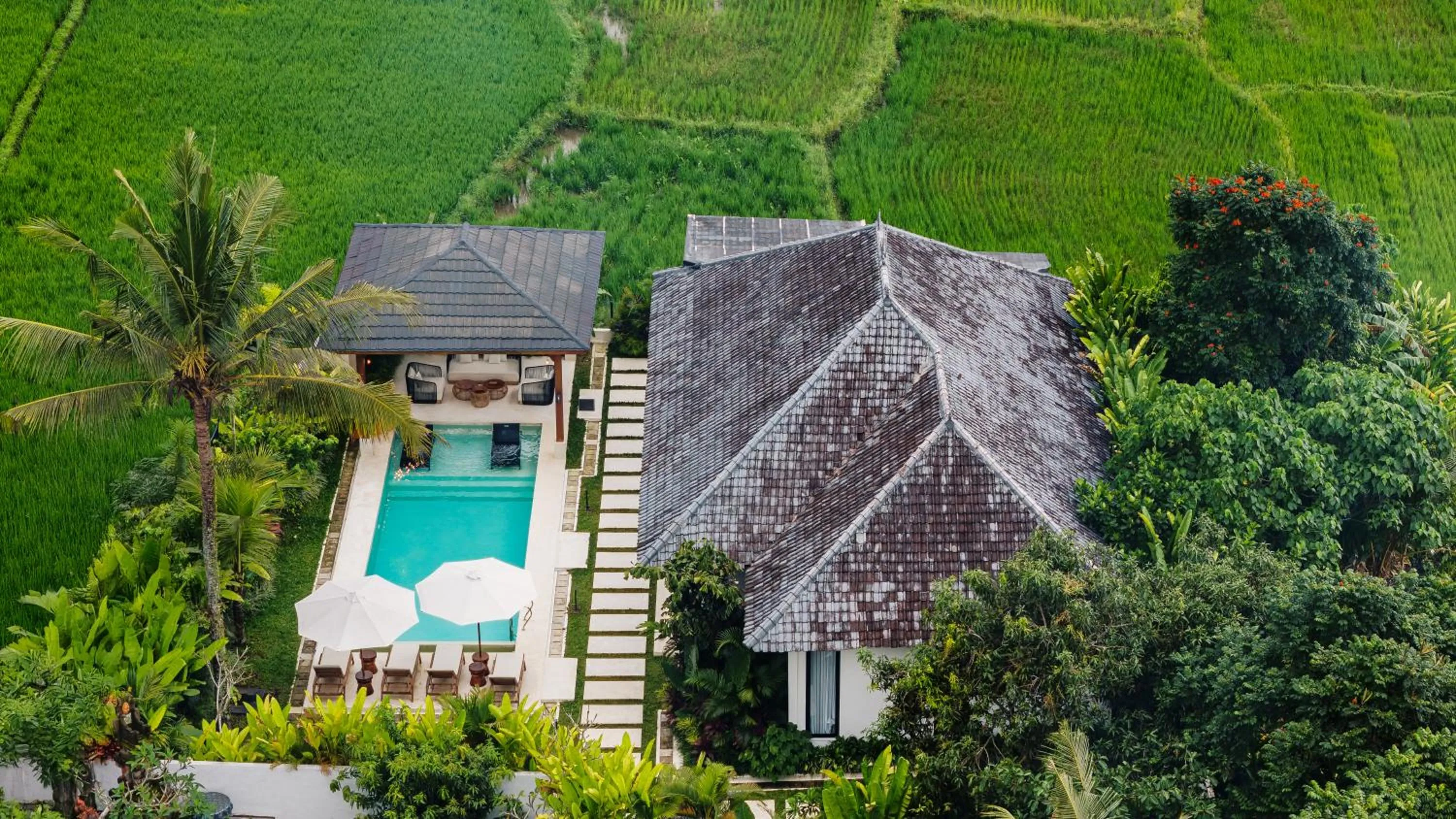 Property building in Marbella Villa