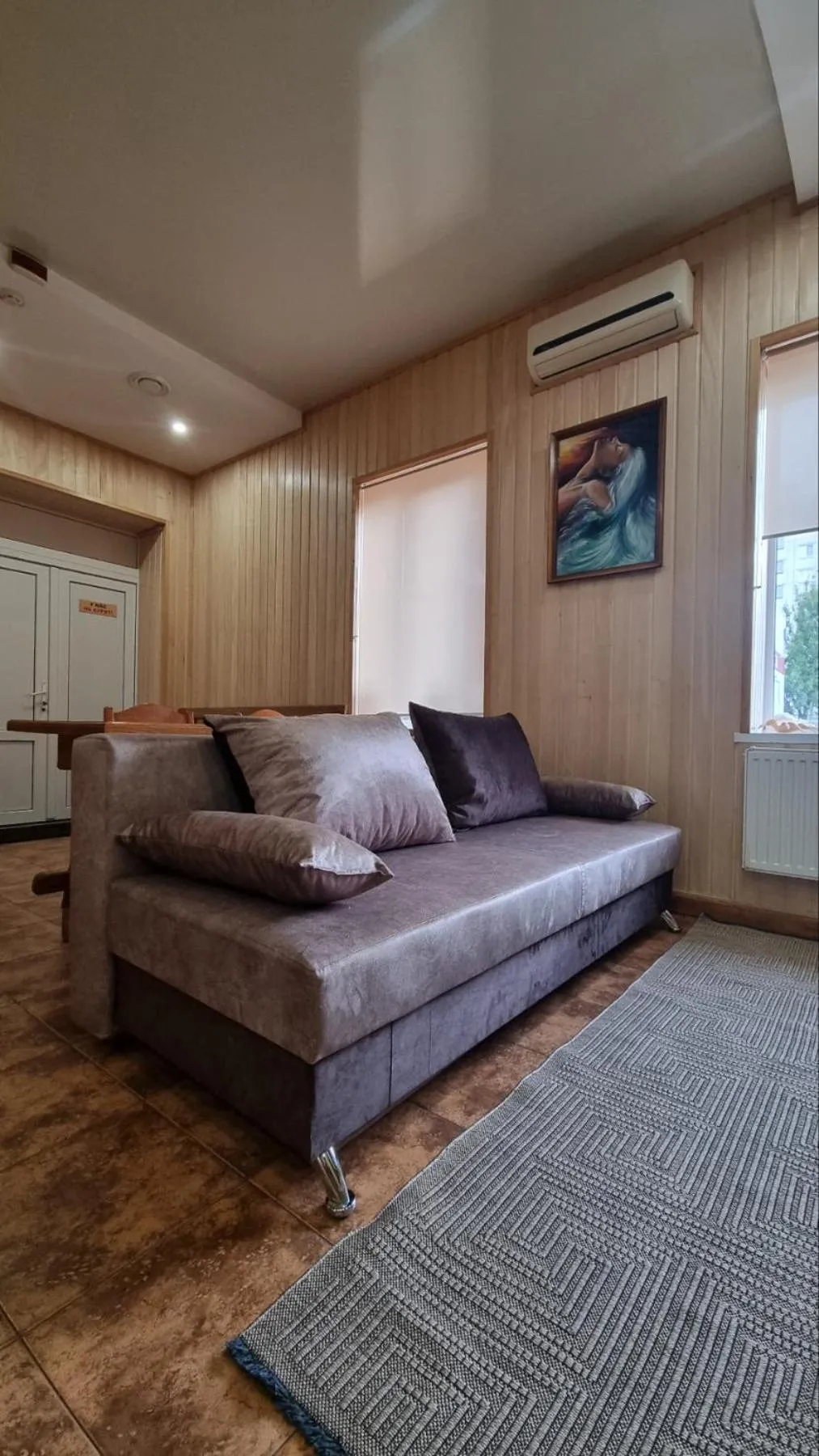Bed in Hotel Aragvi