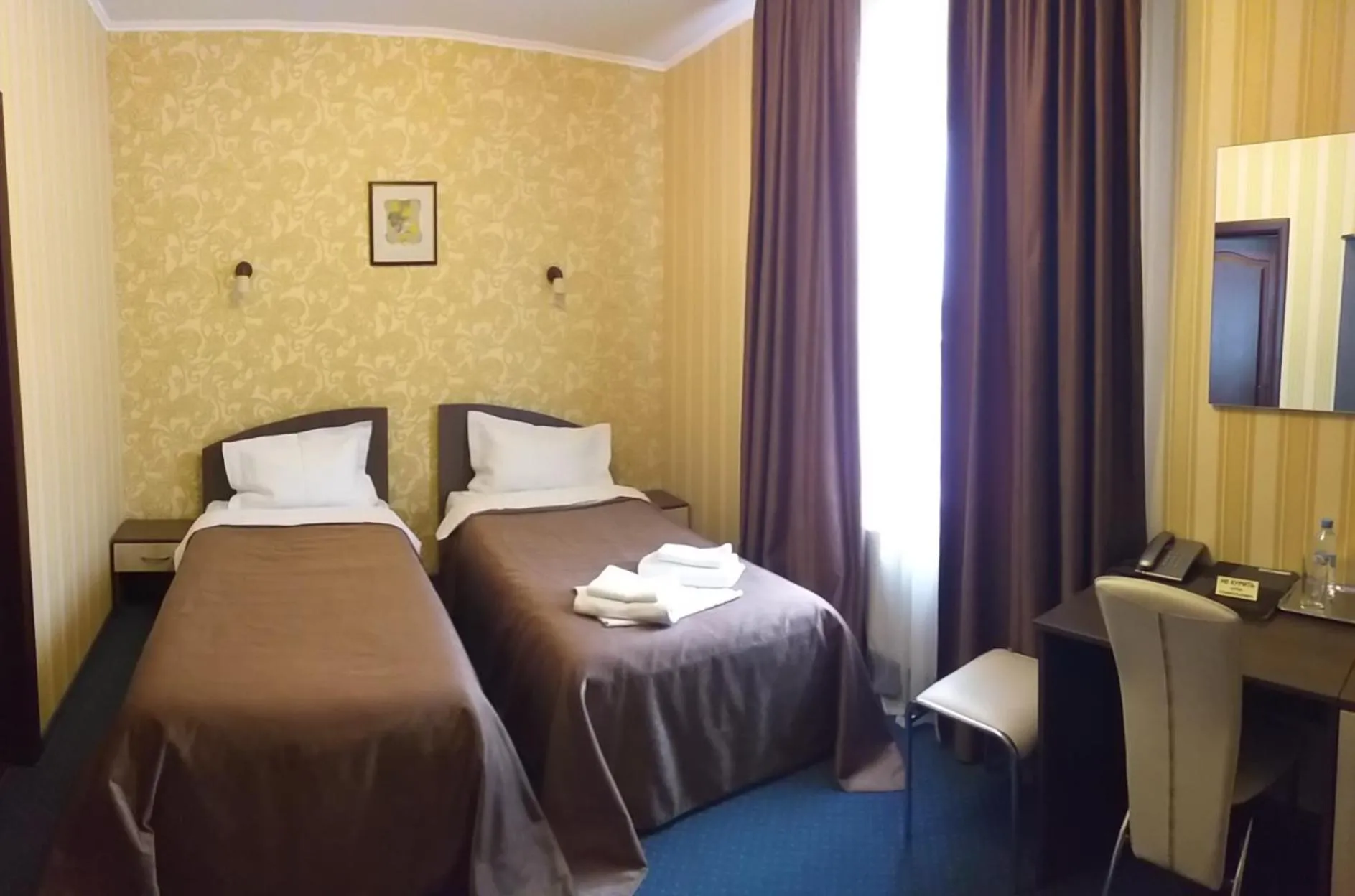 Bed in Hotel Aragvi