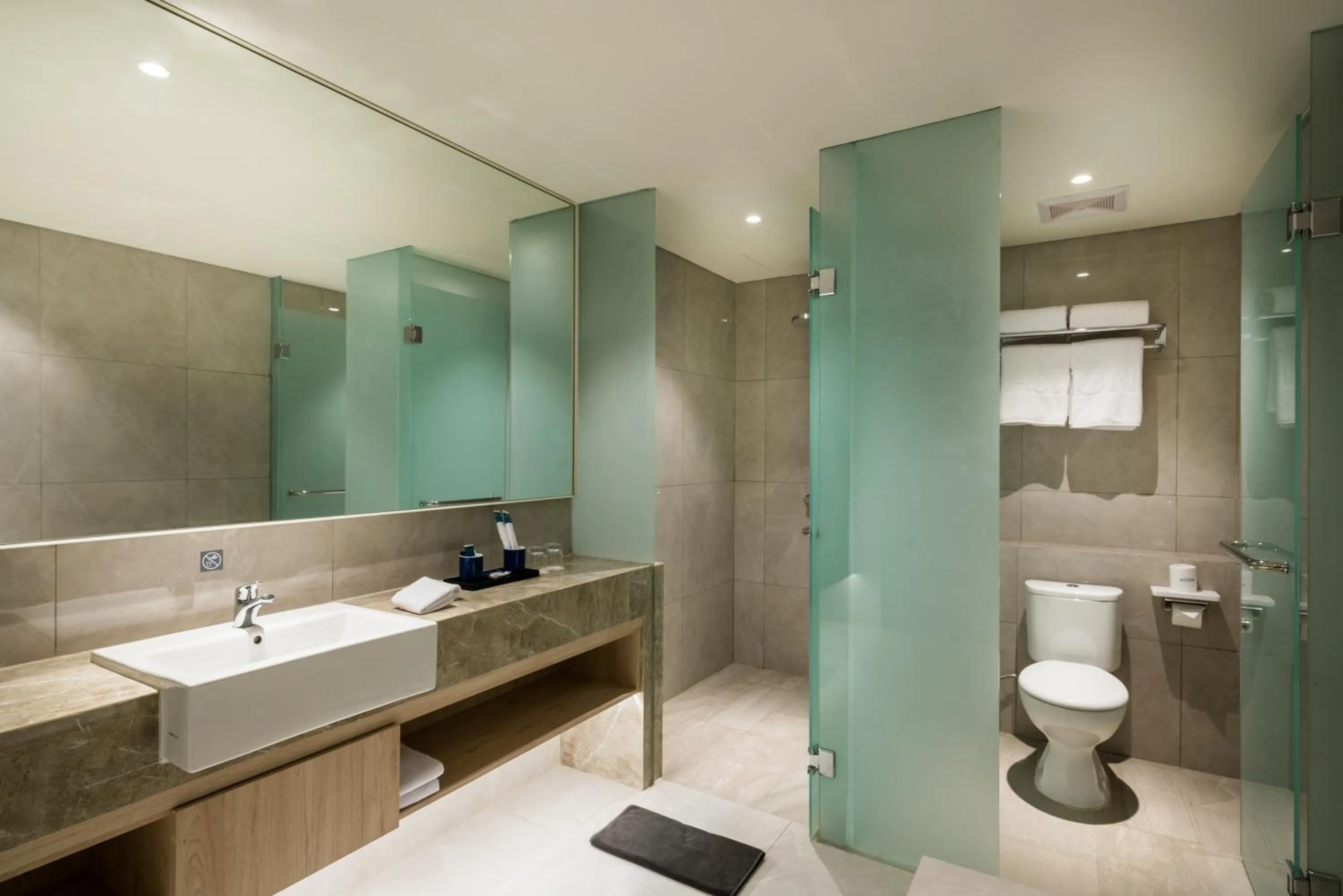 Bathroom in Aston Bintaro Hotel & Conference Center