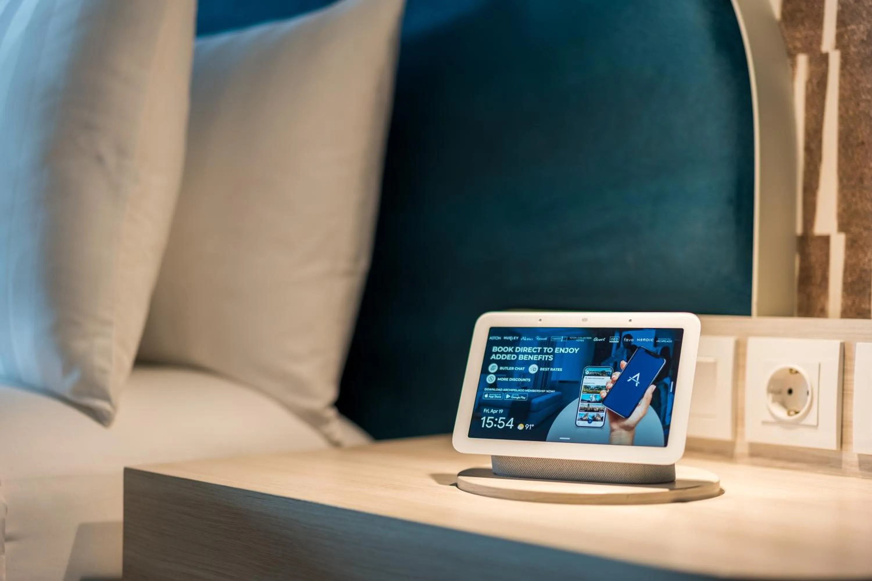 TV and multimedia, Bed in Aston Bintaro Hotel & Conference Center