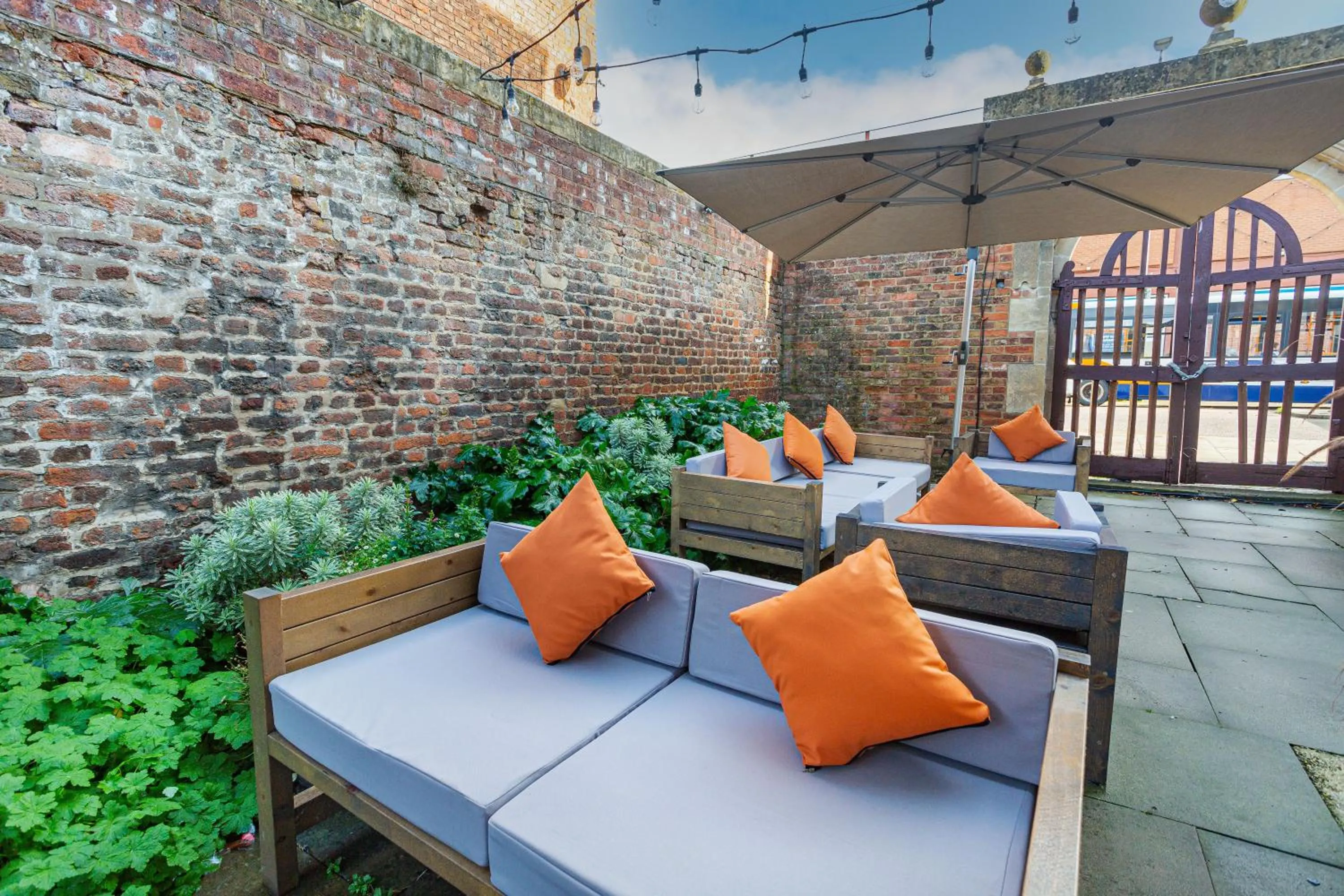 Garden in The Tudor House Hotel, Tewkesbury, Gloucestershire - The Coaching Inn Group