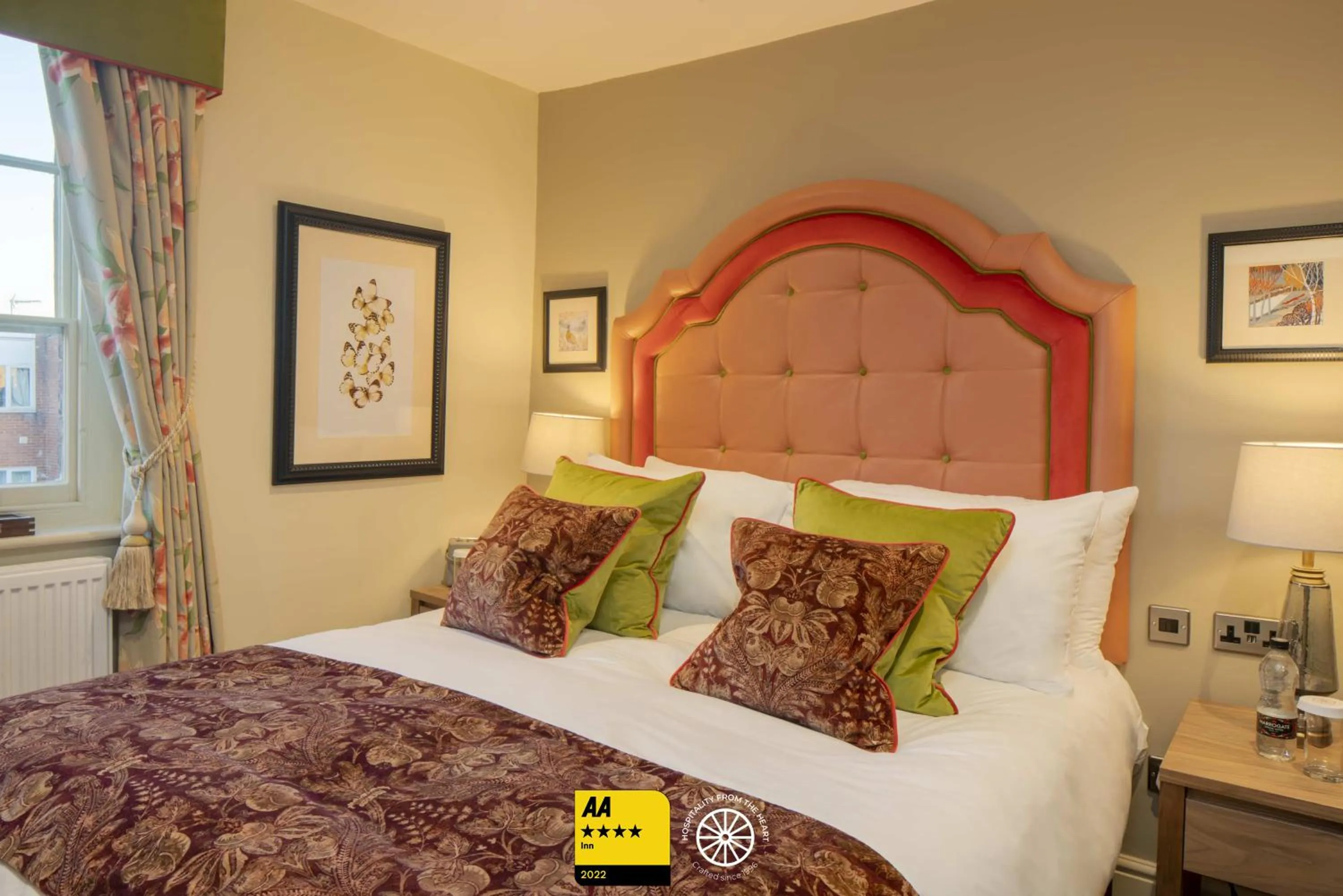 Bed in The Tudor House Hotel, Tewkesbury, Gloucestershire - The Coaching Inn Group