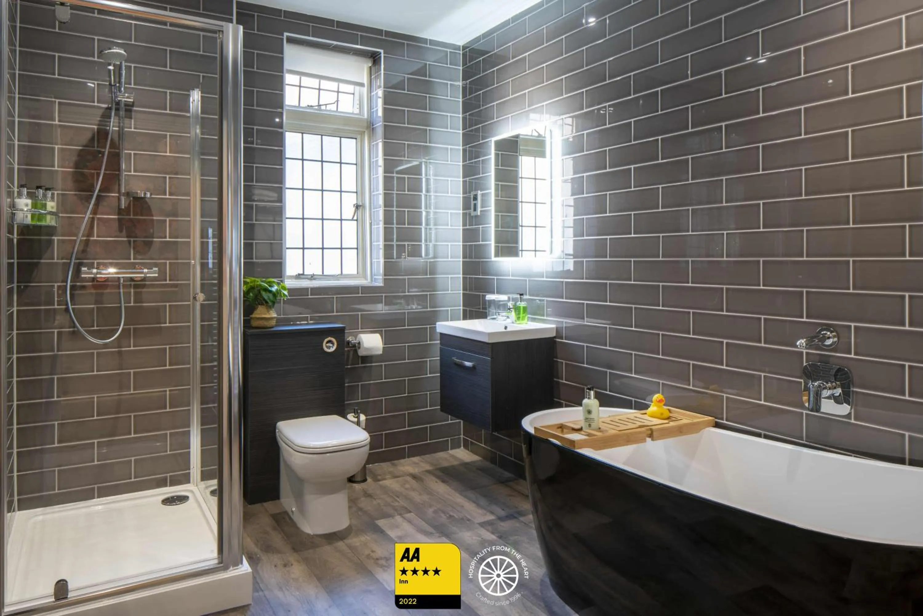 Bathroom in The Tudor House Hotel, Tewkesbury, Gloucestershire - The Coaching Inn Group