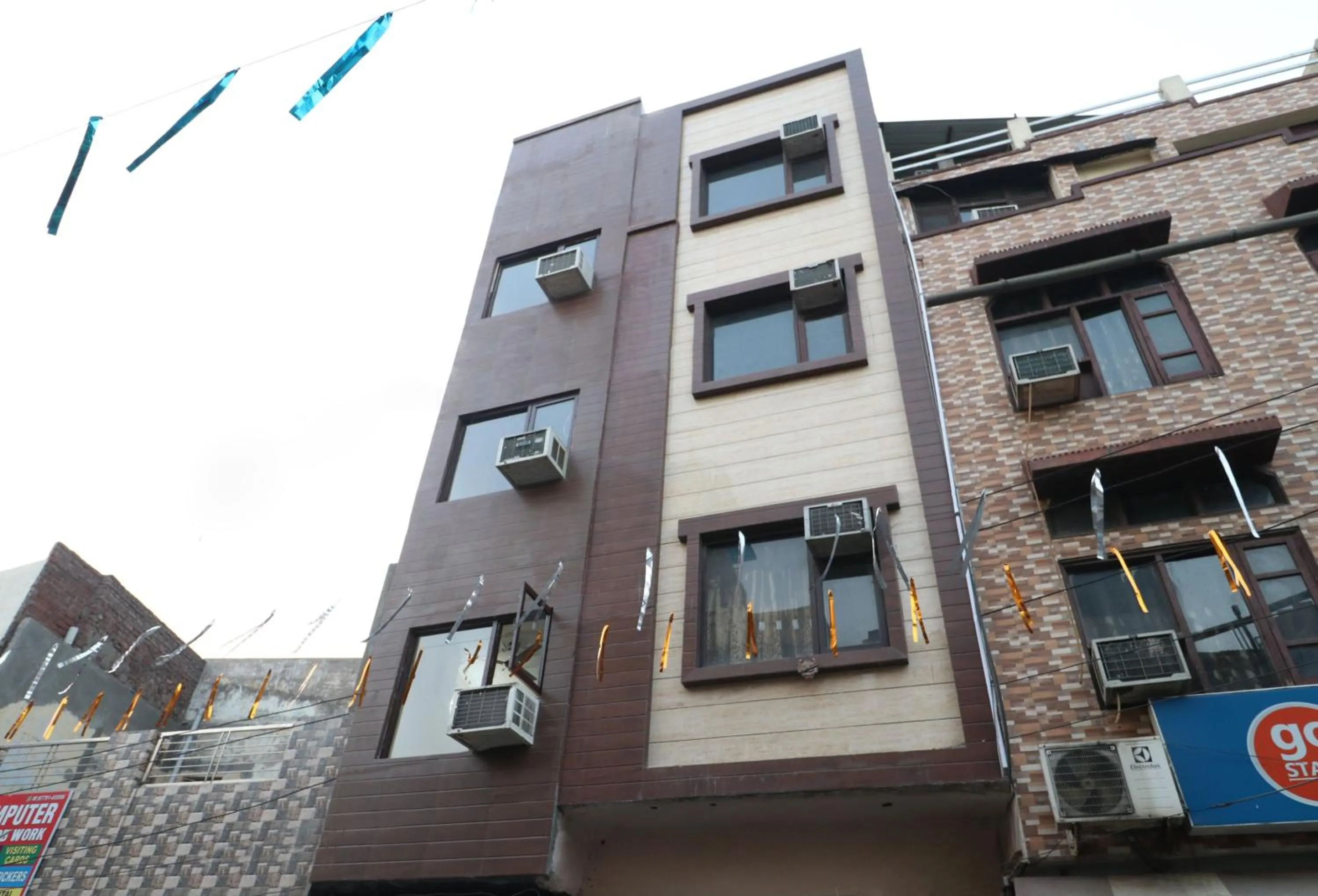 Property building in Hotel O Kapoor Residency