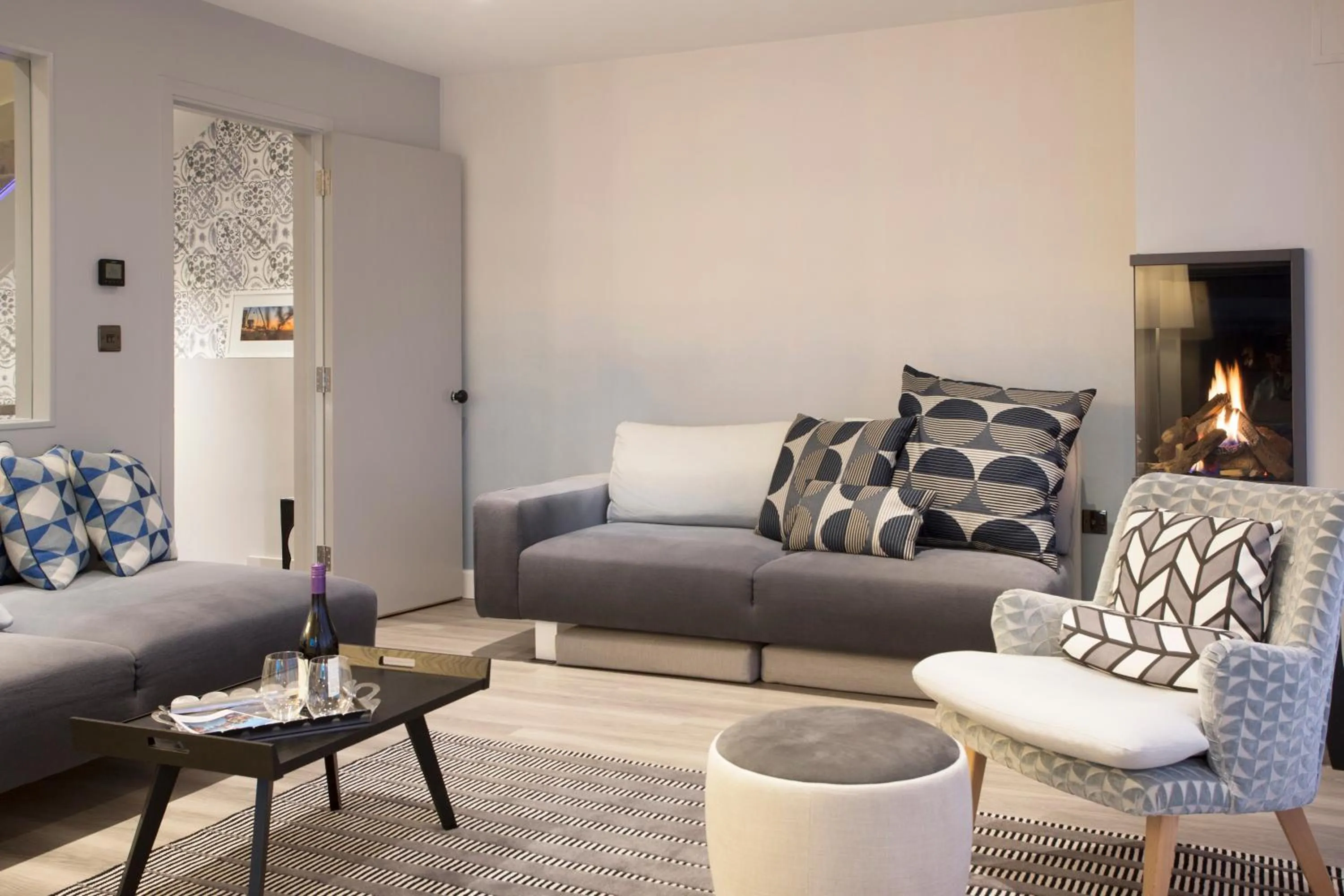 Living room in Sea Sunset Cottage