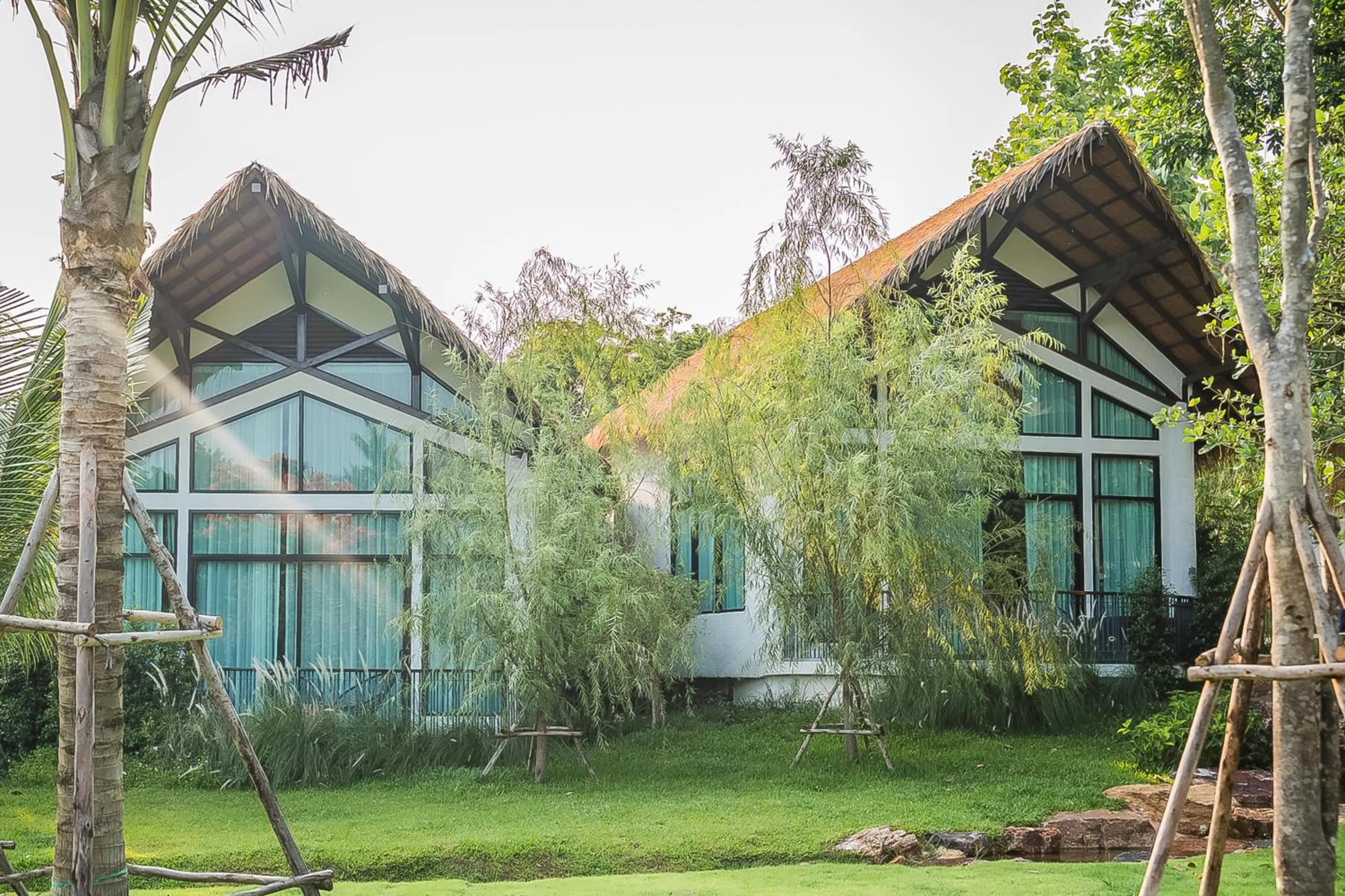 Property building in Villa De Leaf River Kaeng Krachan