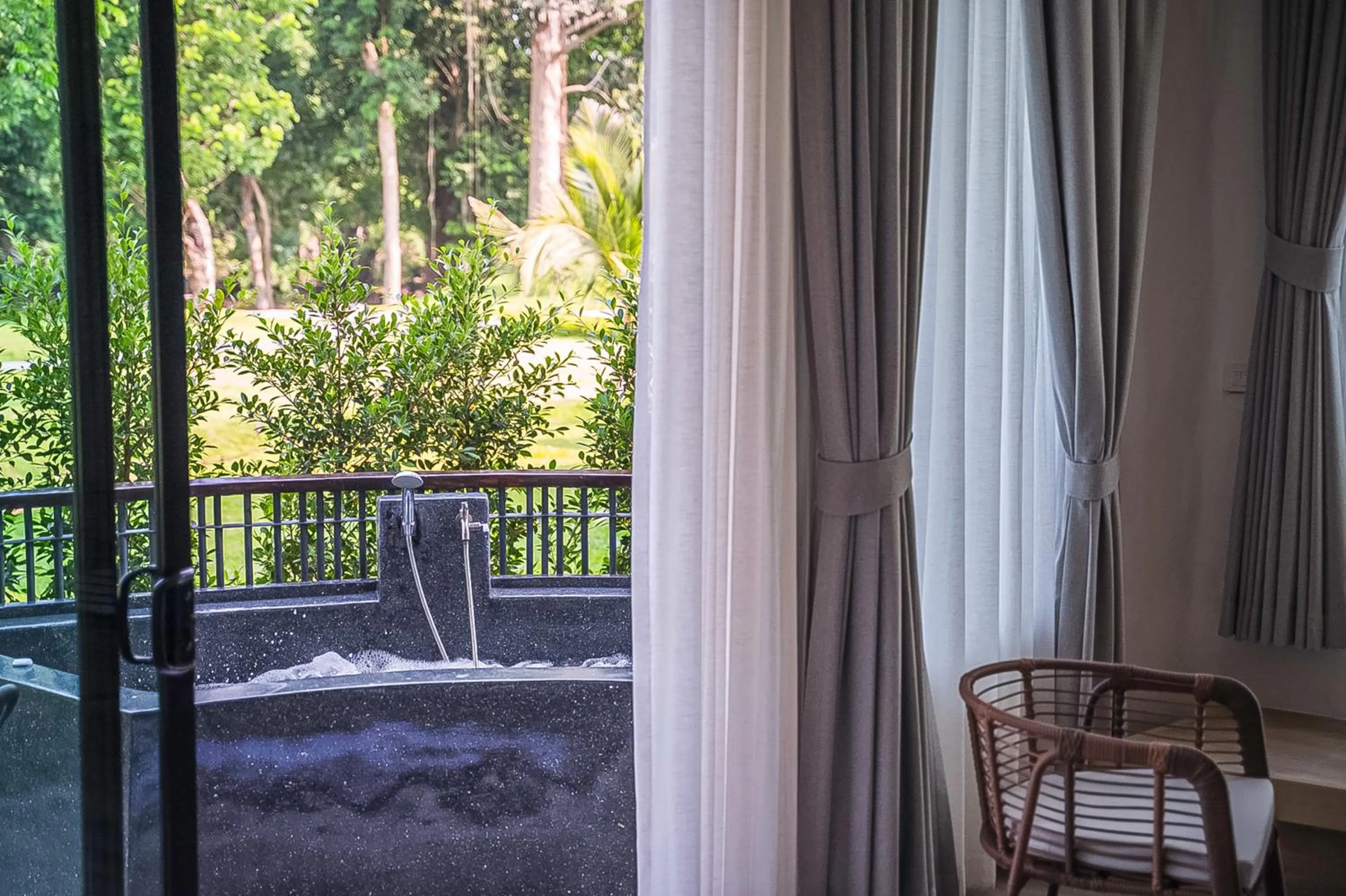 Balcony/Terrace in Villa De Leaf River Kaeng Krachan