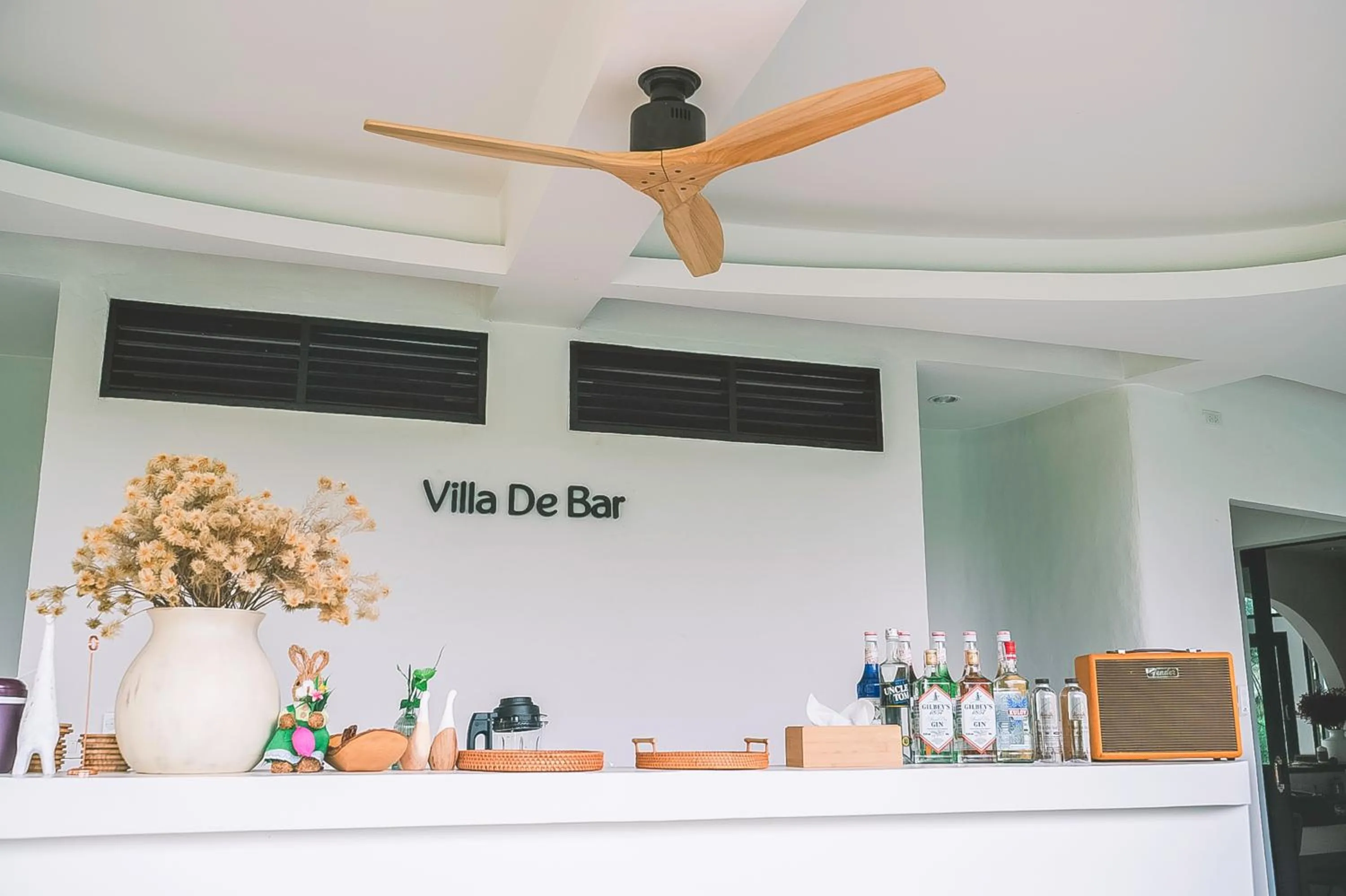 Lounge or bar in Villa De Leaf River Kaeng Krachan