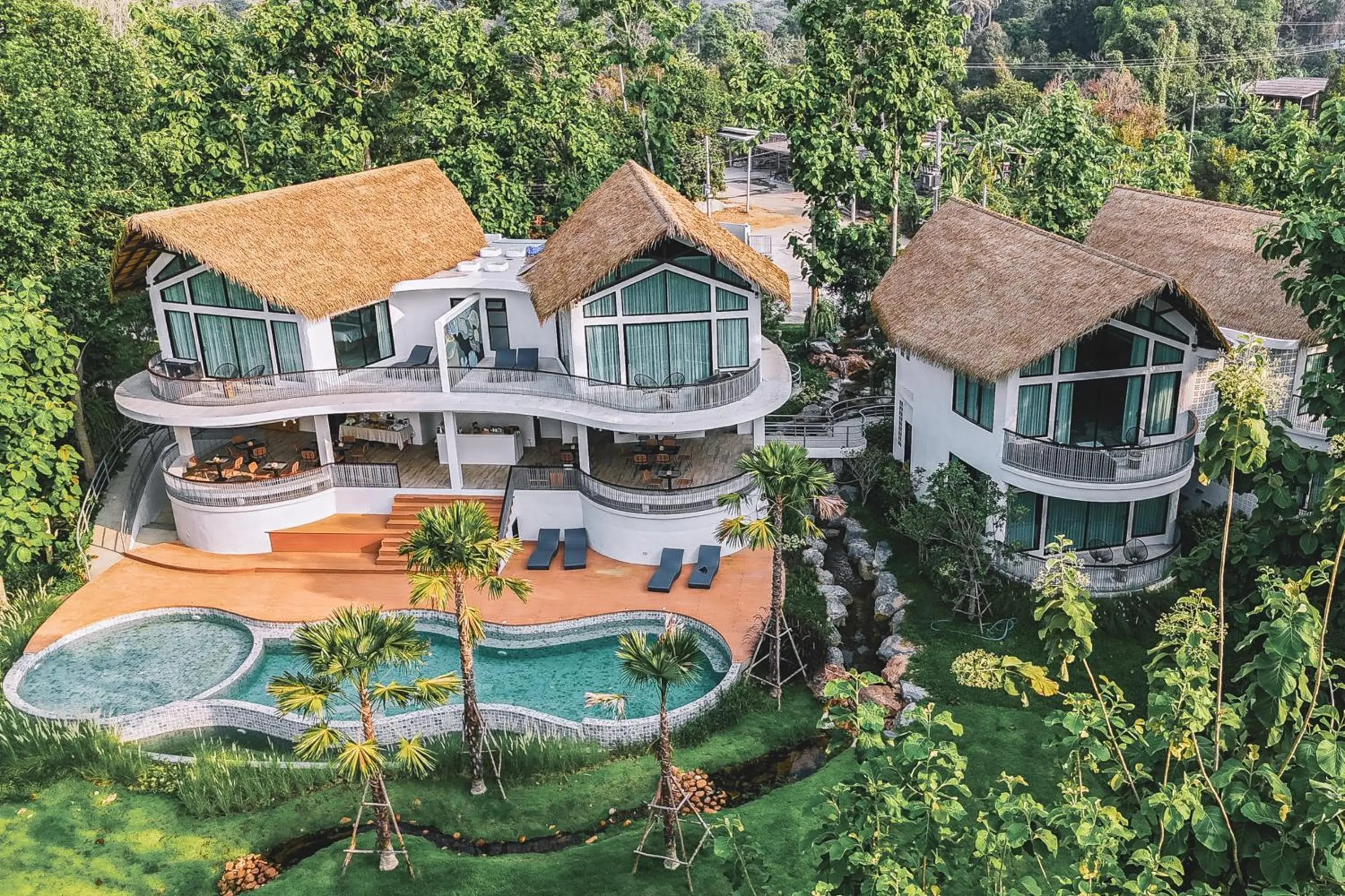 Property building in Villa De Leaf River Kaeng Krachan Property building in Villa De Leaf River Kaeng Krachan