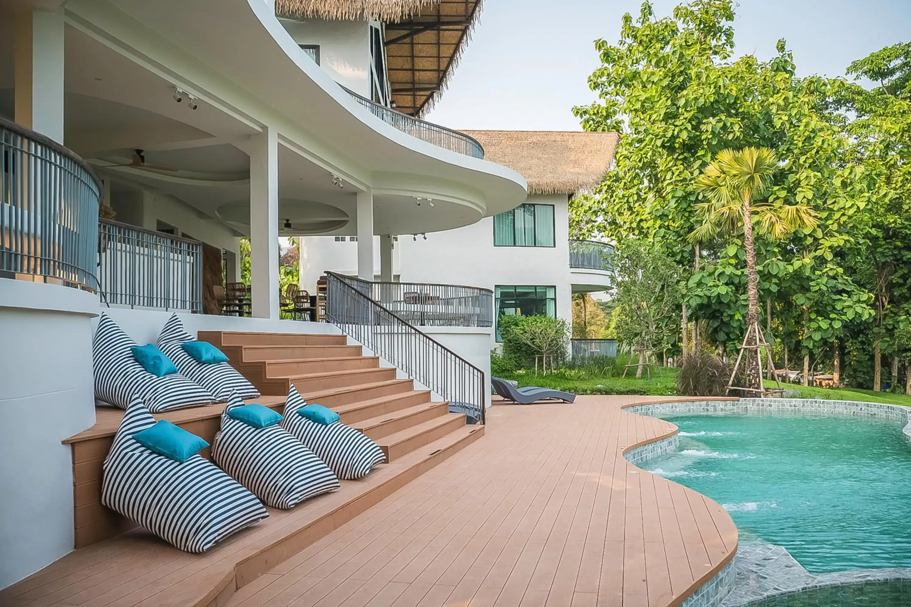 Lobby or reception in Villa De Leaf River Kaeng Krachan Lobby or reception in Villa De Leaf River Kaeng Krachan