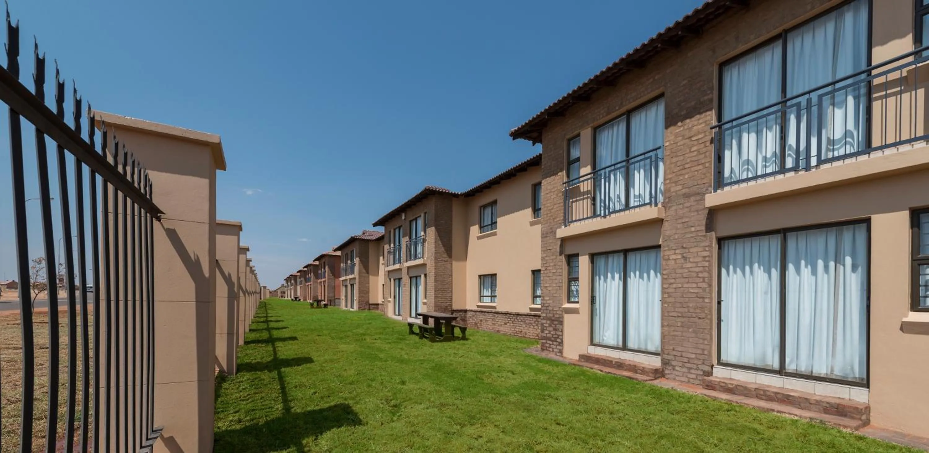 Property building in Kathu Inn