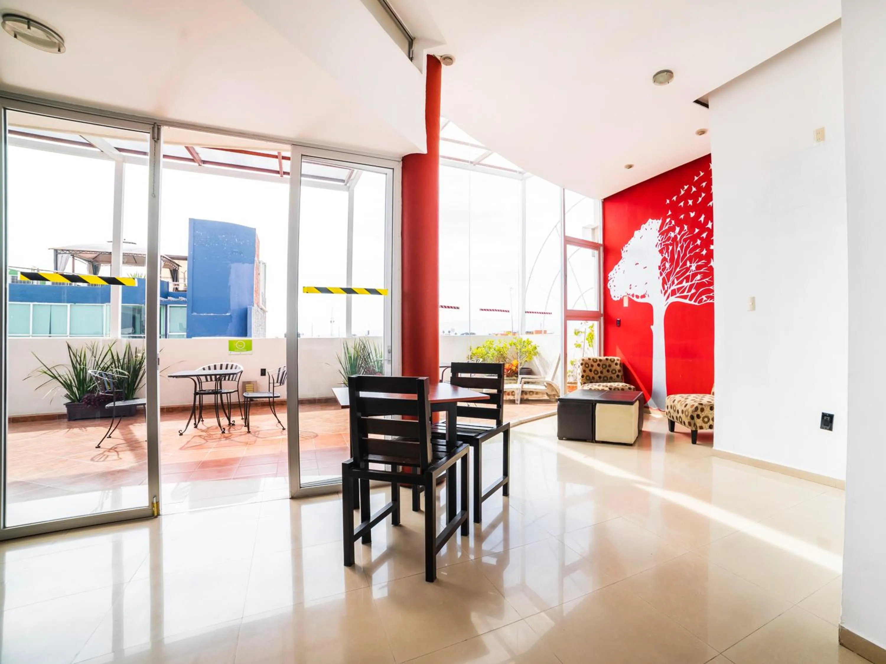 Area and facilities in Hotel HC