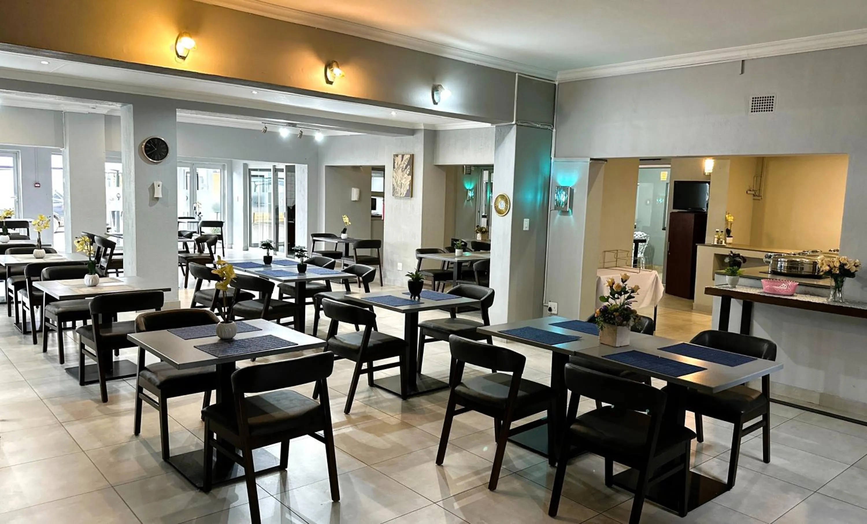 Restaurant/places to eat in Khayalami Hotel - Ermelo