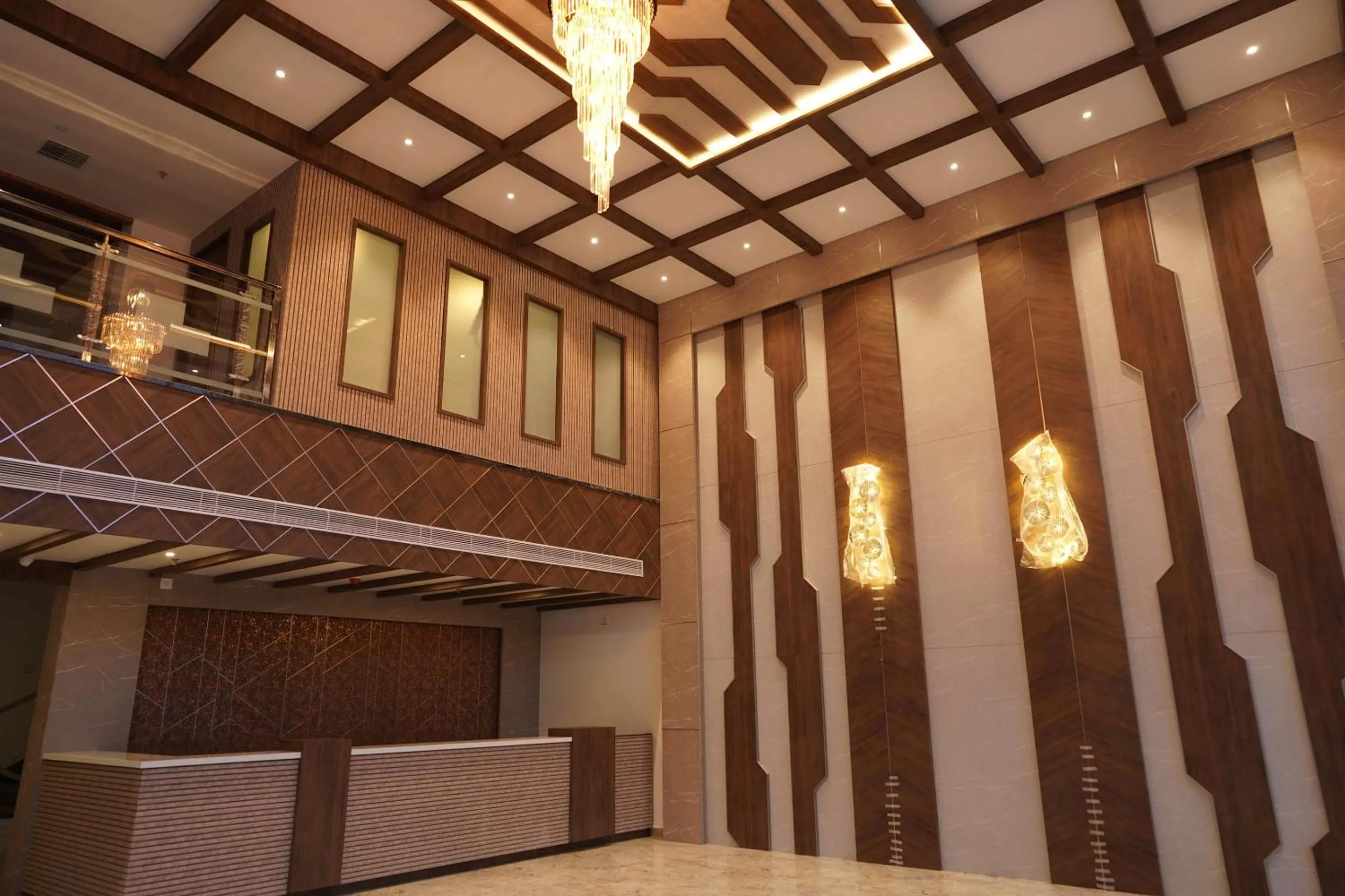 Lobby or reception in HOTEL VKJ INN Aluva