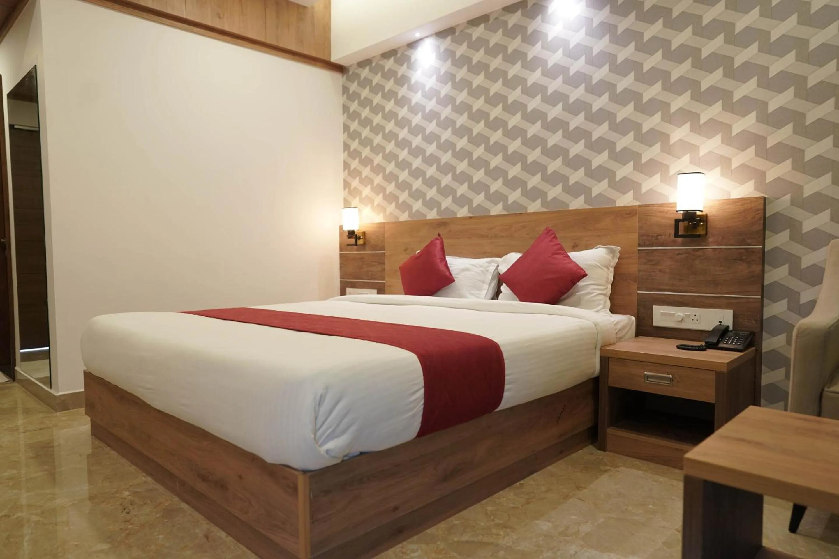 Bed in HOTEL VKJ INN Aluva