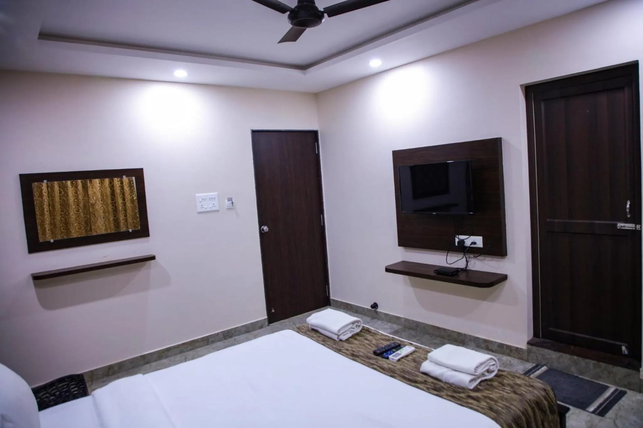 Hotel Grand Sapphire & Elite Suite