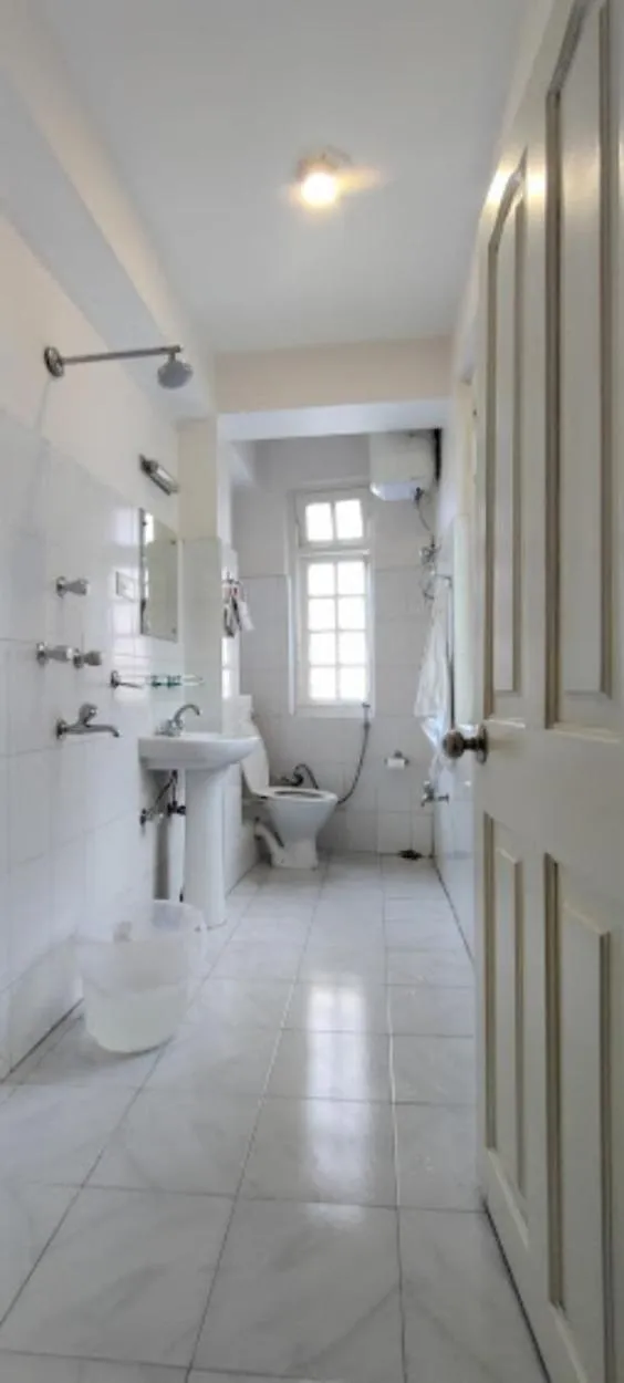 Toilet in Hotel Aster , Gangtok