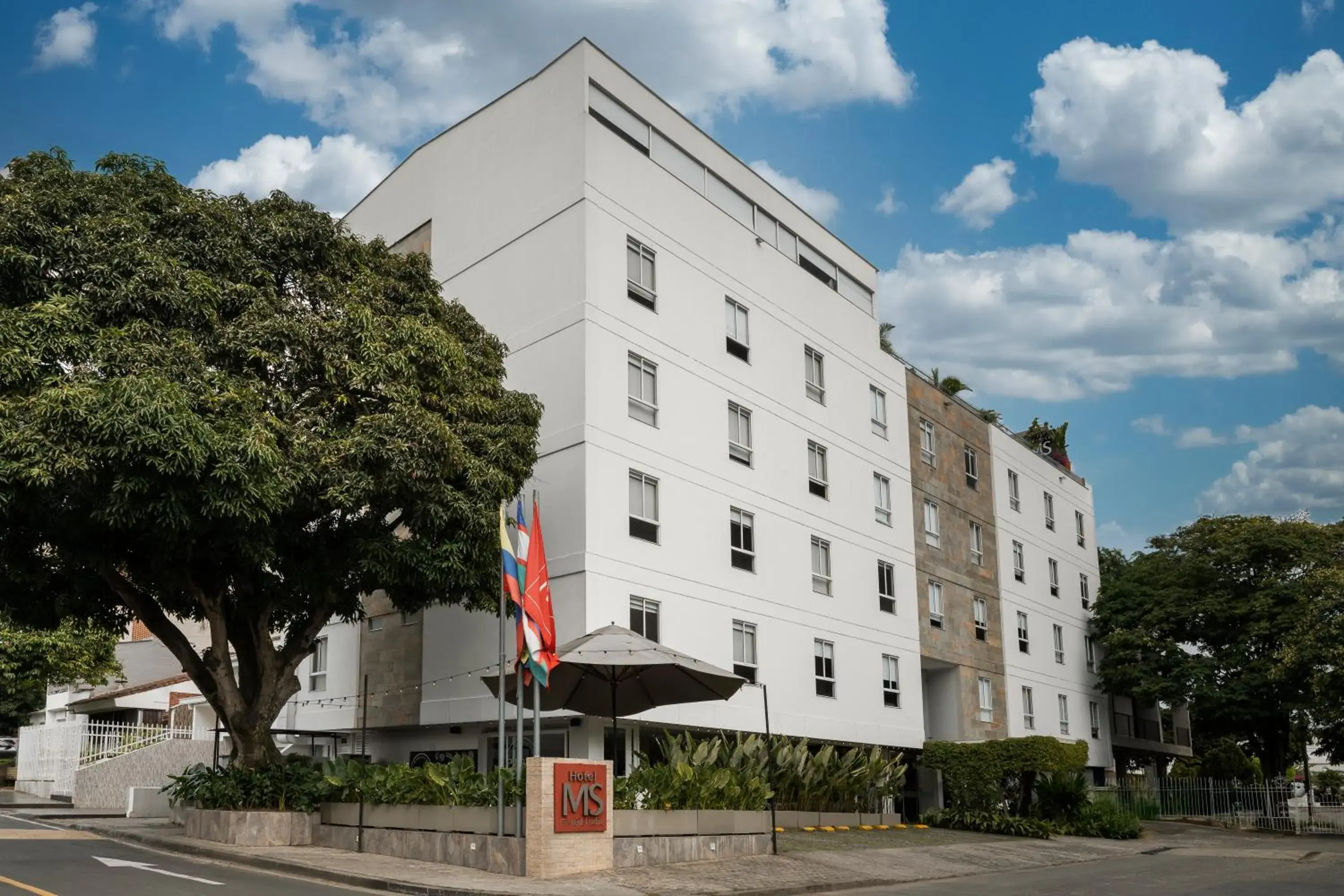 Property building in Hotel MS Ciudad Jardin Property building in Hotel MS Ciudad Jardin