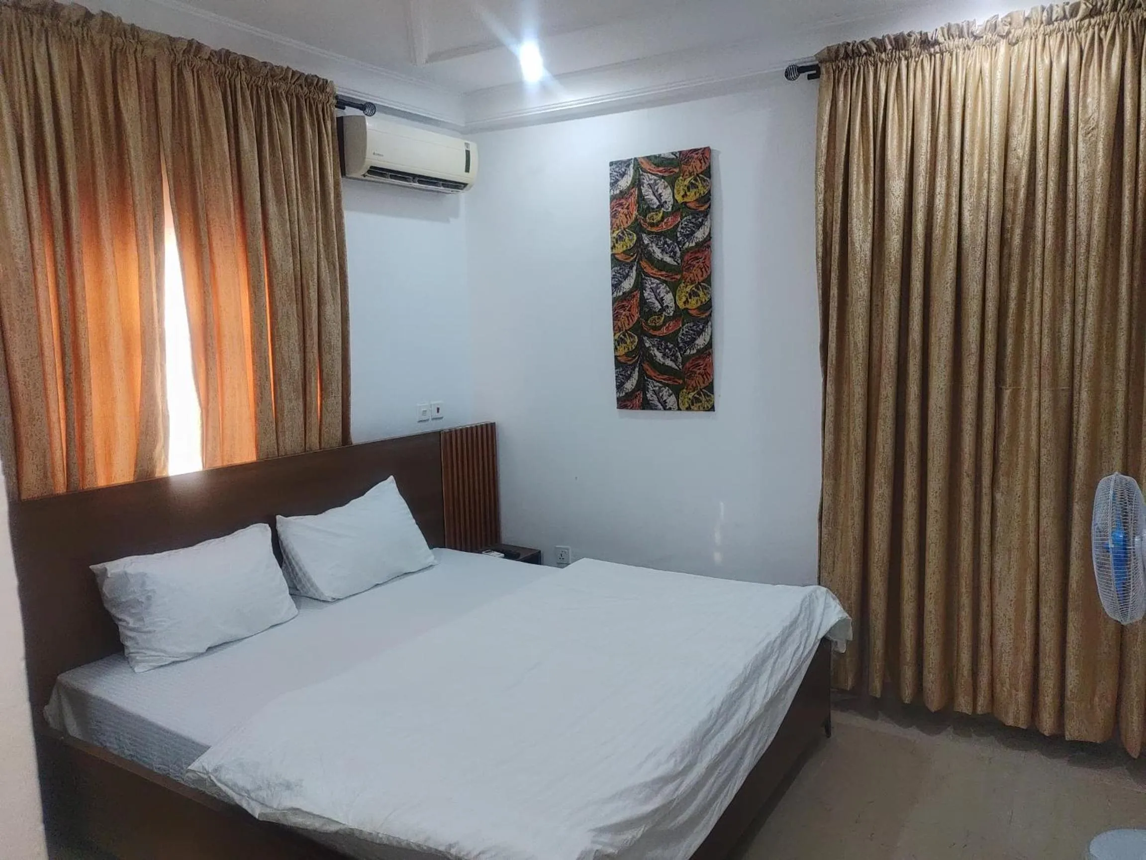 Photo of the whole room, Bed in Skenyo Hotel & Apartments