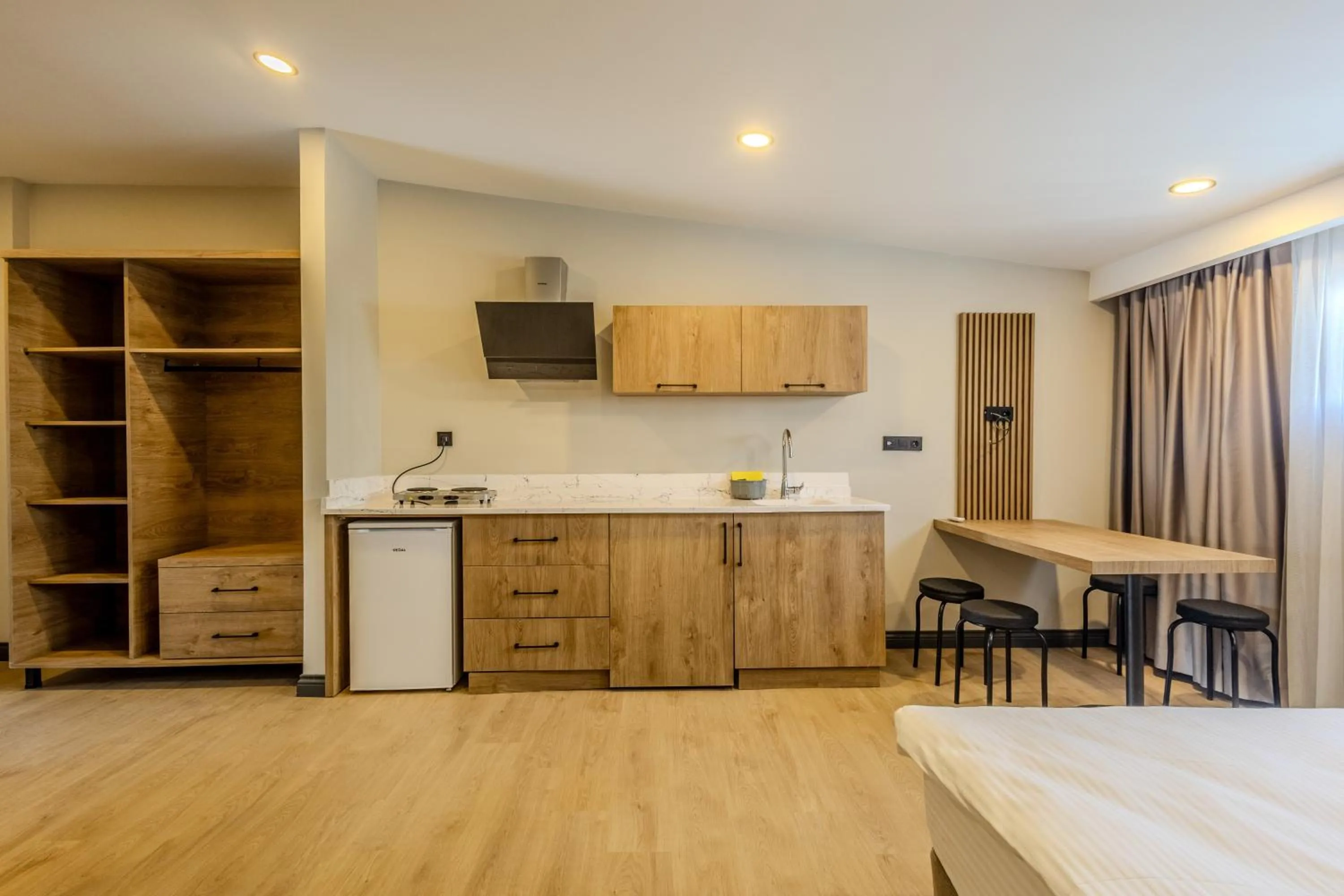 Kitchen or kitchenette in LELİKO SUITES