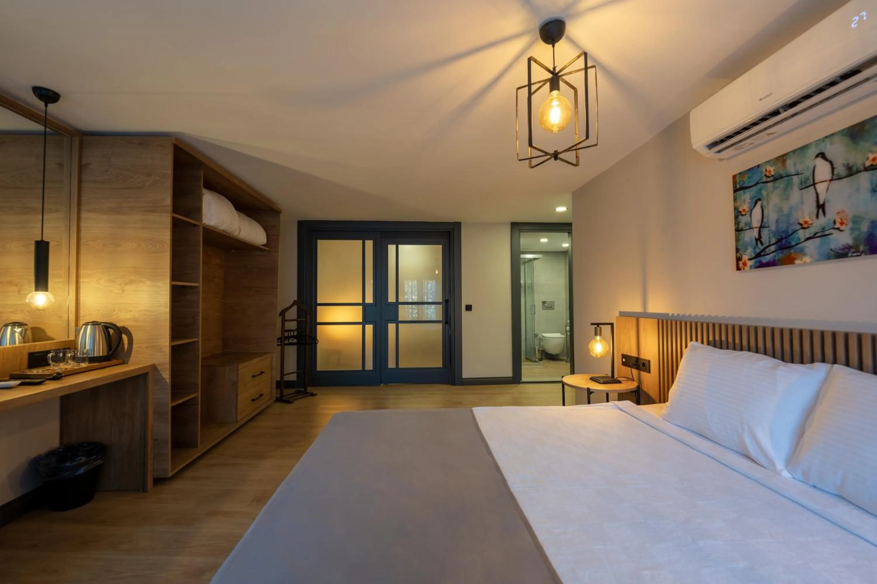 Bed in LELİKO SUITES