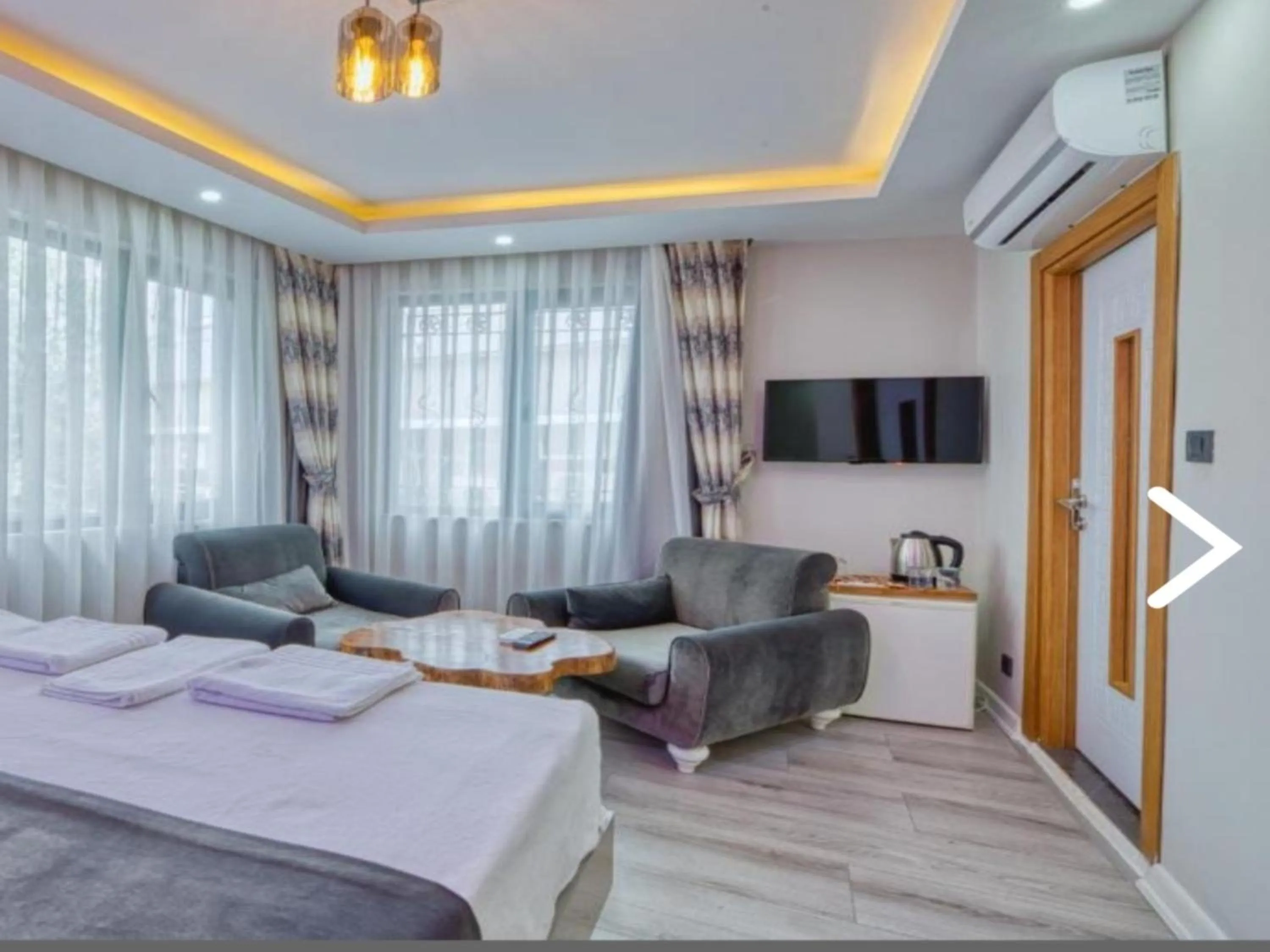 TV and multimedia in GALATAGREENAPPLEHOTEL