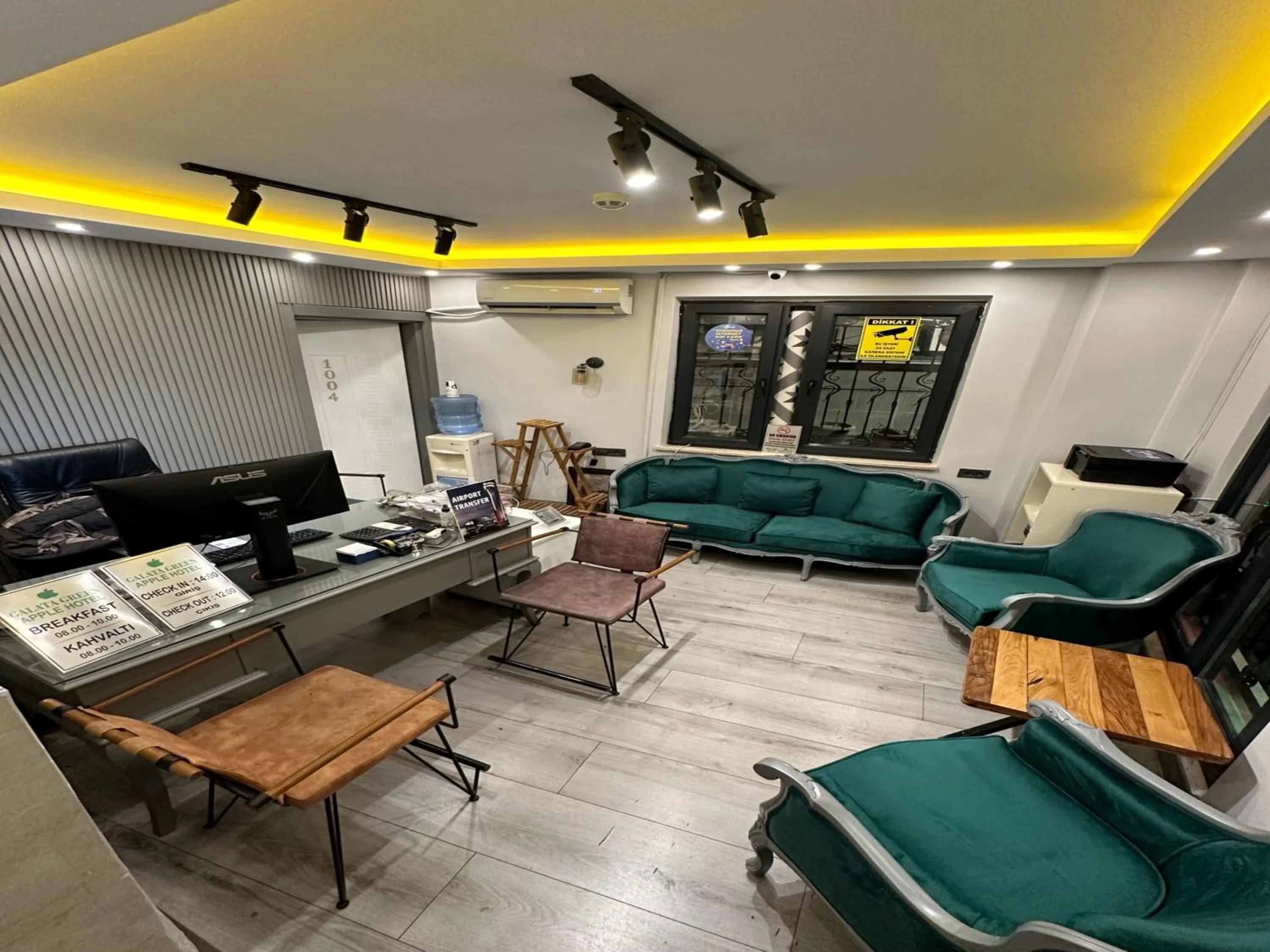 Property building in GALATAGREENAPPLEHOTEL