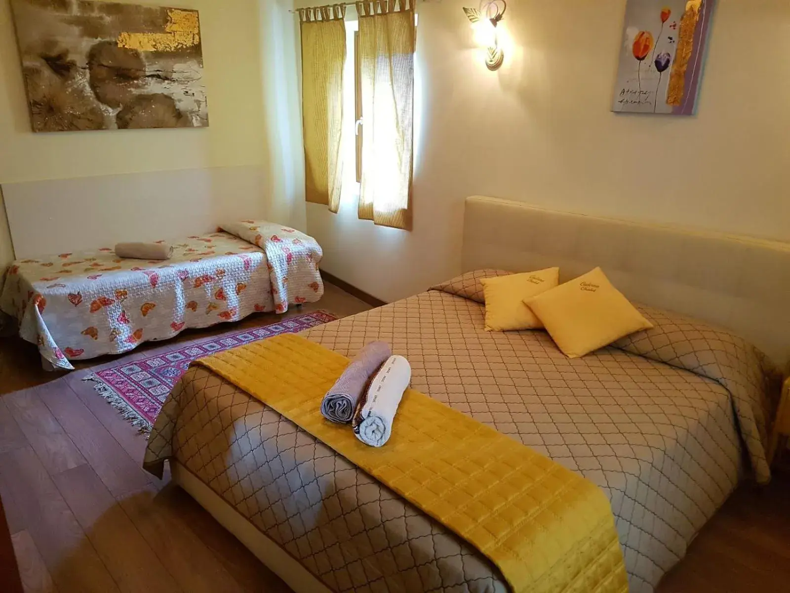 Triple Room - single occupancy in Cadorna Chalet Triple Room - single occupancy in Cadorna Chalet