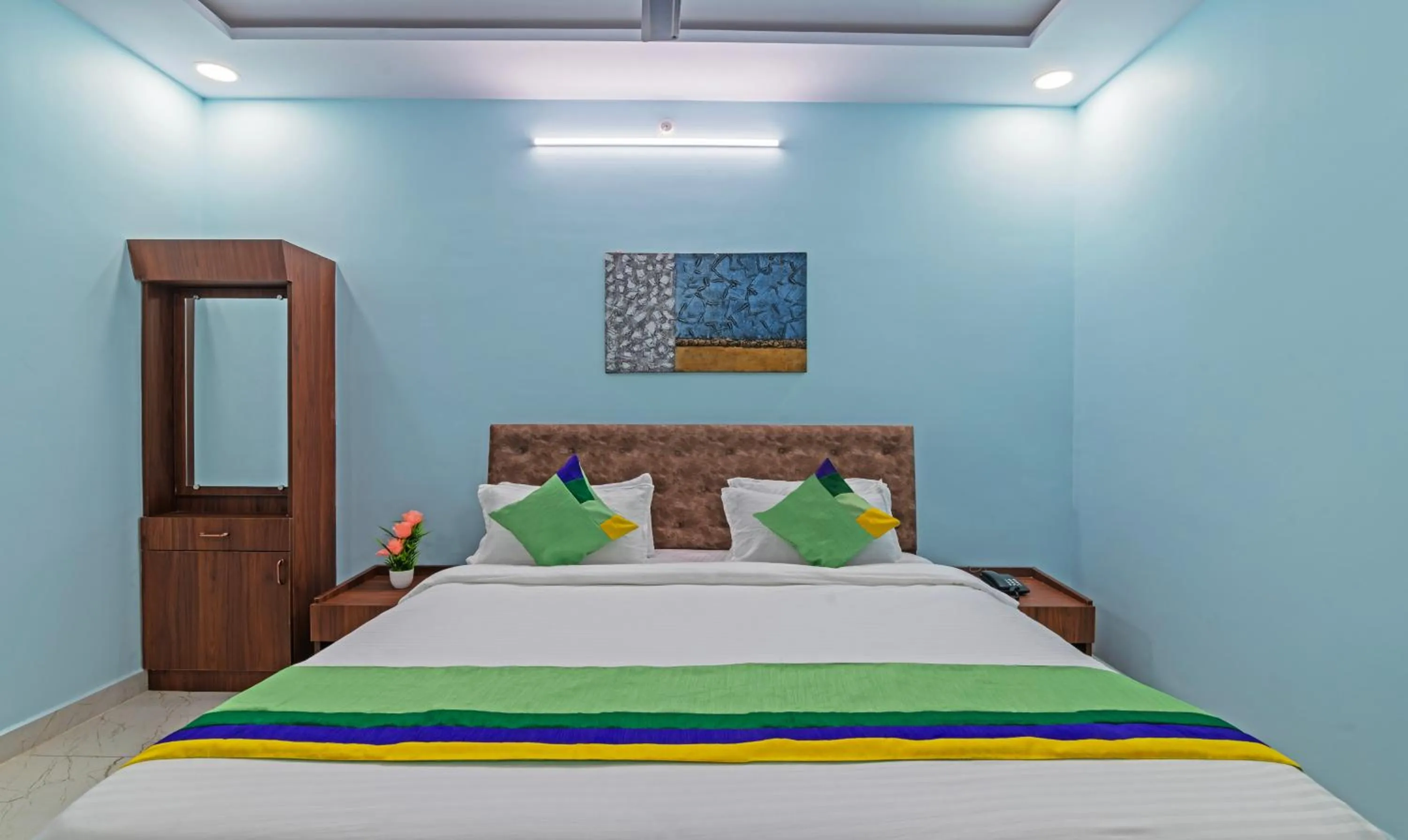 Bedroom, Bed in Itsy Hotels Kurinji Stay Inn