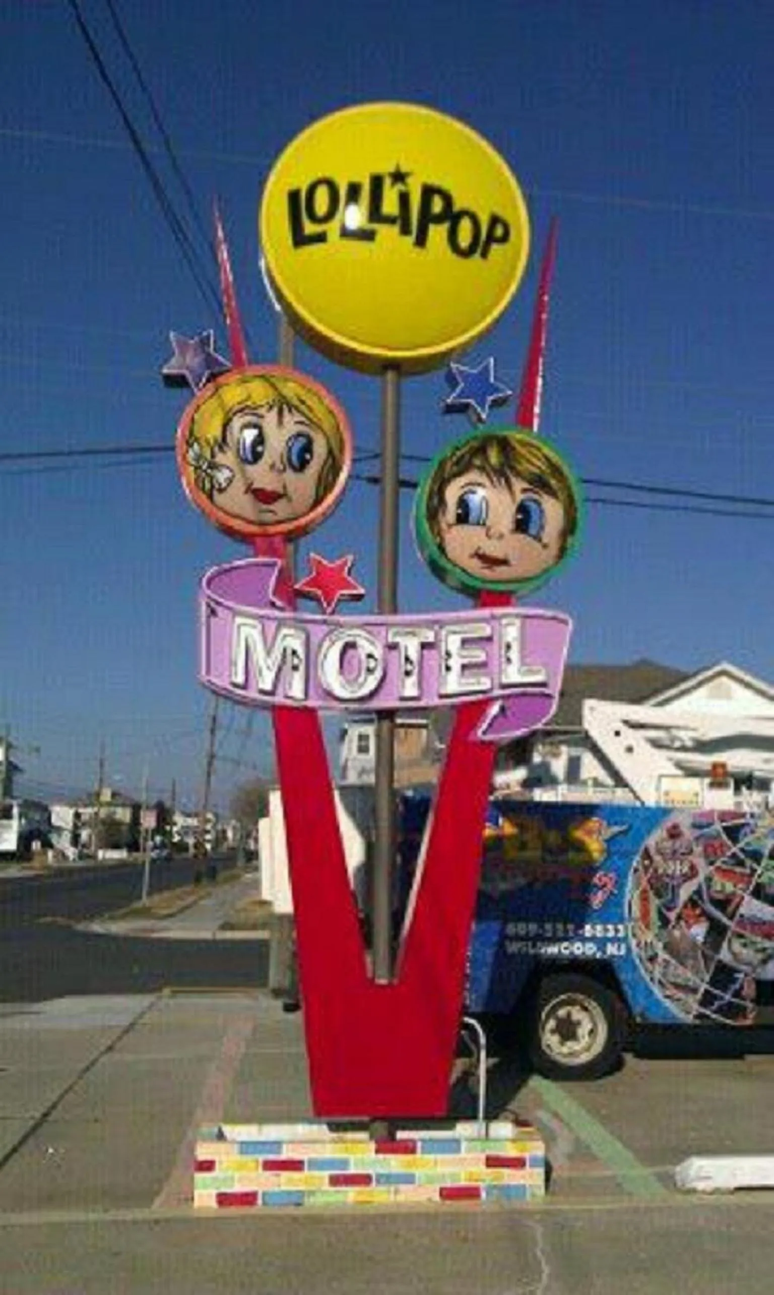 Logo/Certificate/Sign in Lollipop Motel