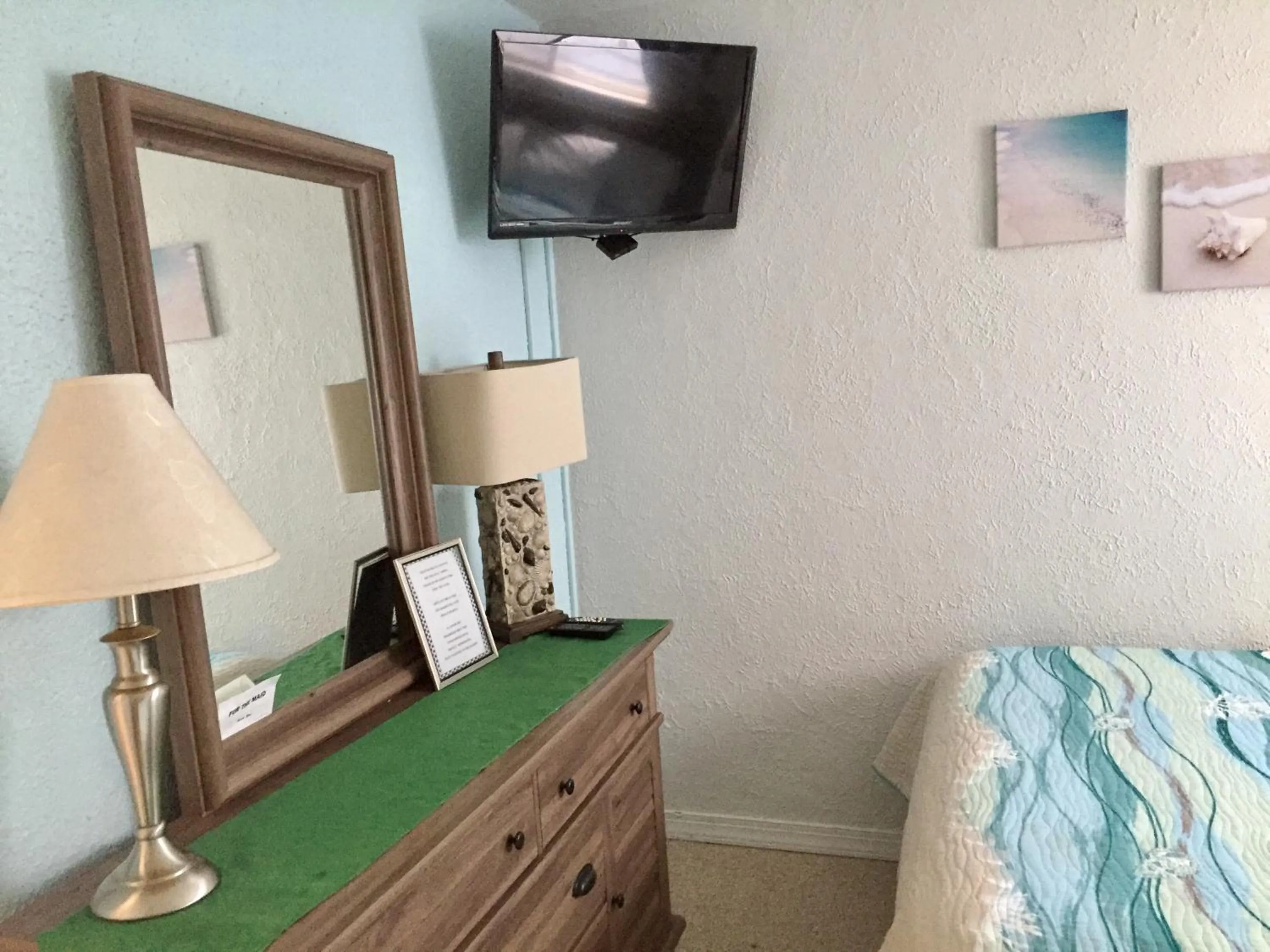 Bed in Lollipop Motel