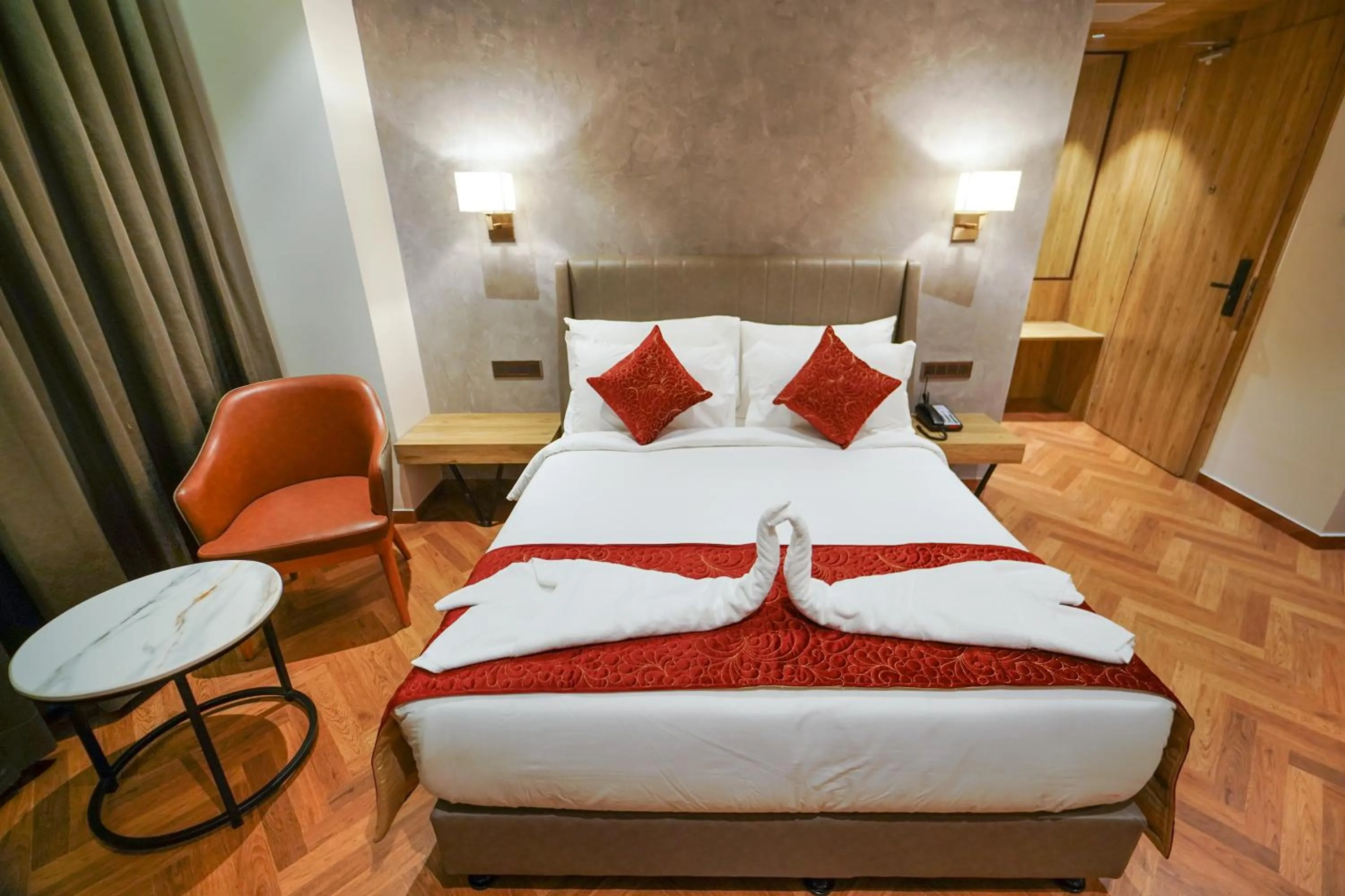 Bed in Hotel Park Inn Nellore - Near the Hospital & Highway