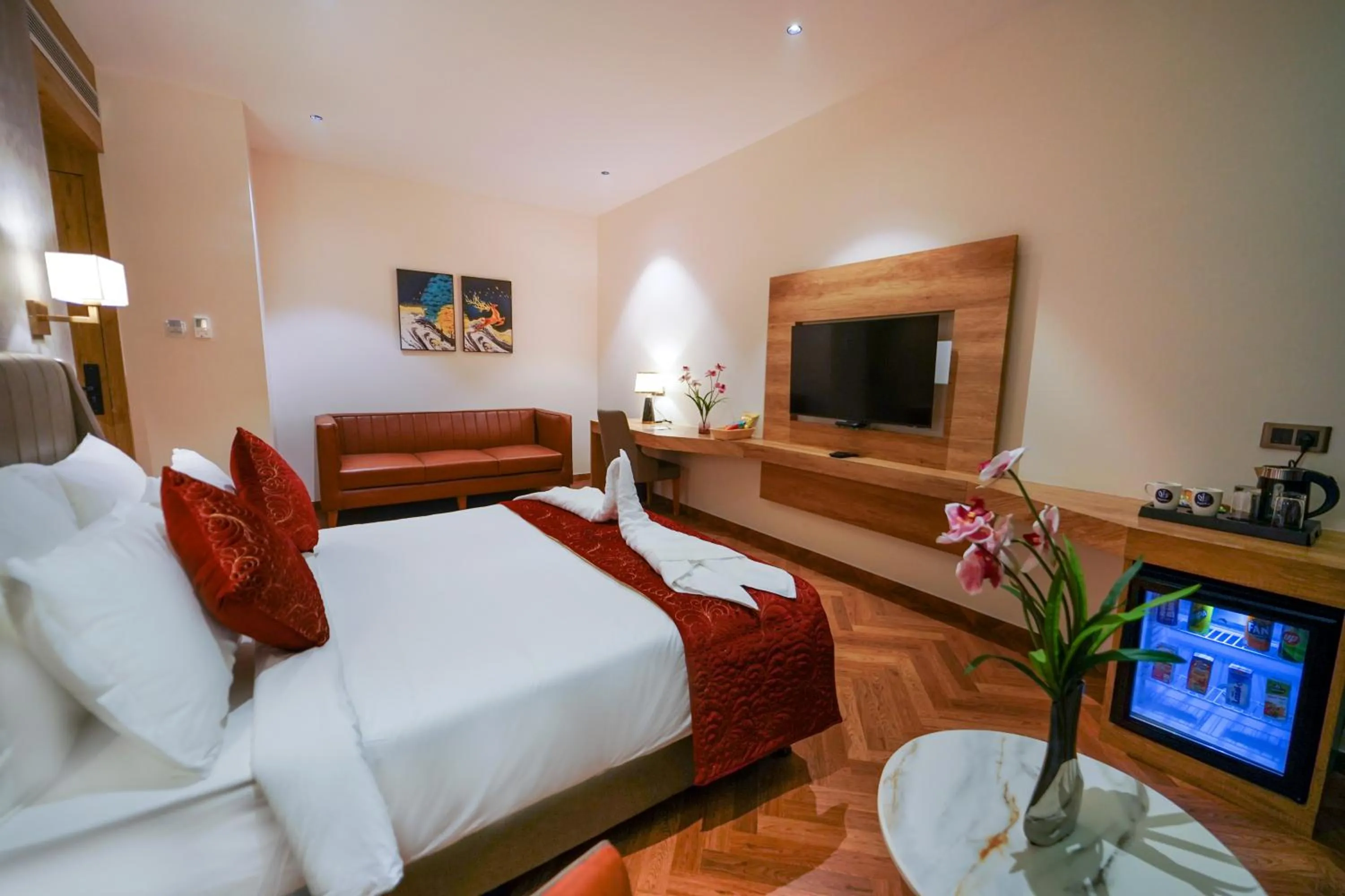 Bedroom, Bed in Hotel Park Inn Nellore - Near the Hospital & Highway