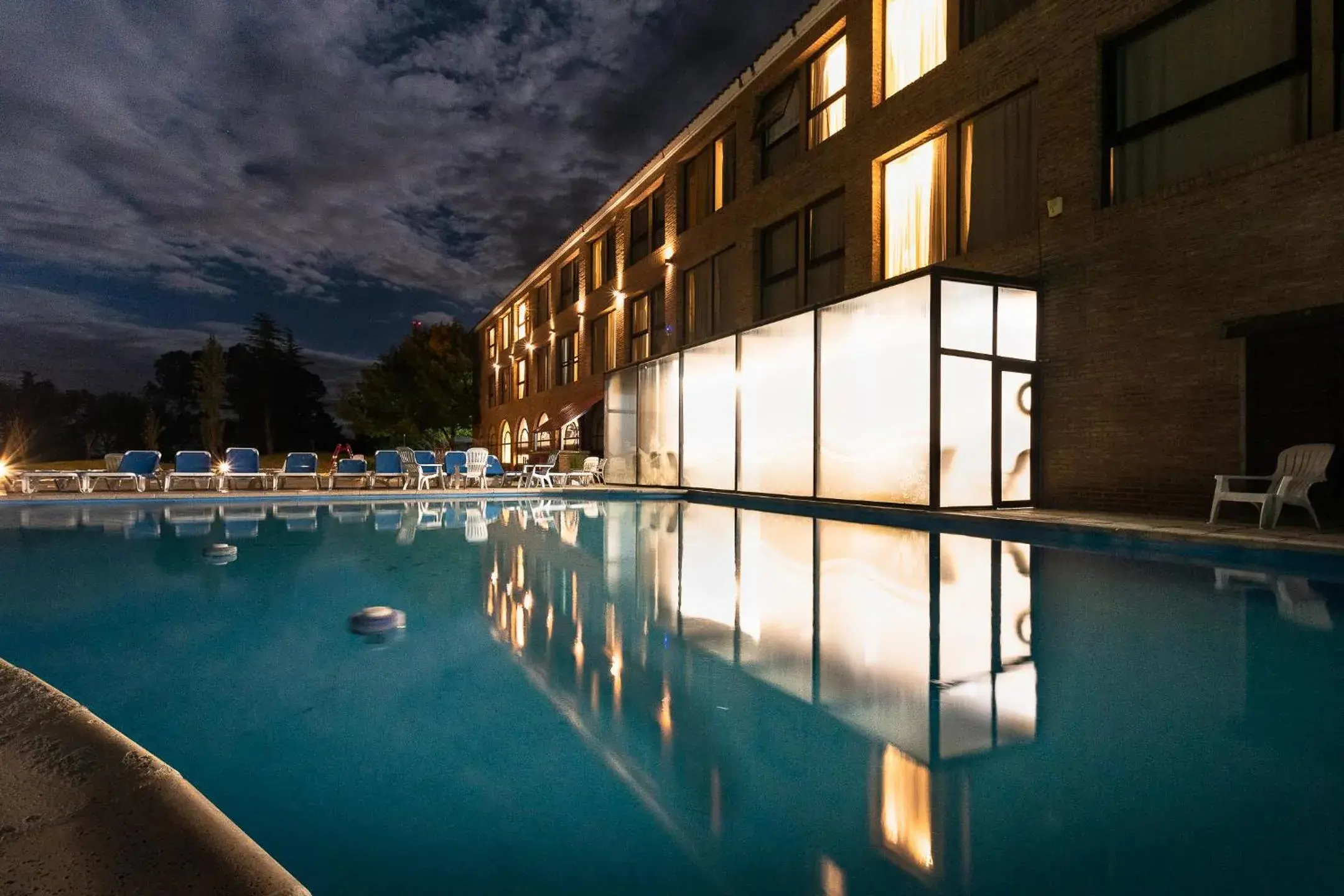 Swimming pool in San Miguel Plaza Hotel All Inclusive Swimming pool in San Miguel Plaza Hotel All Inclusive