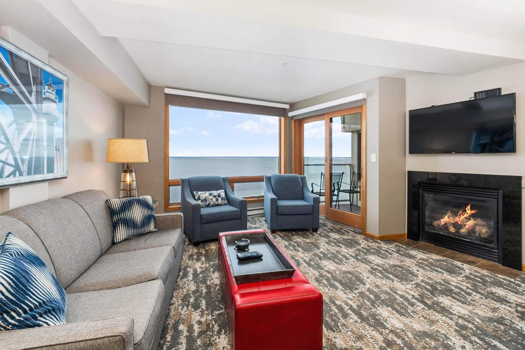 TV and multimedia in Beacon Pointe on Lake Superior