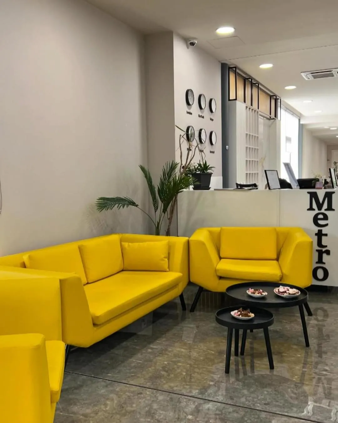 Lobby or reception in Metro Hotel Terminal