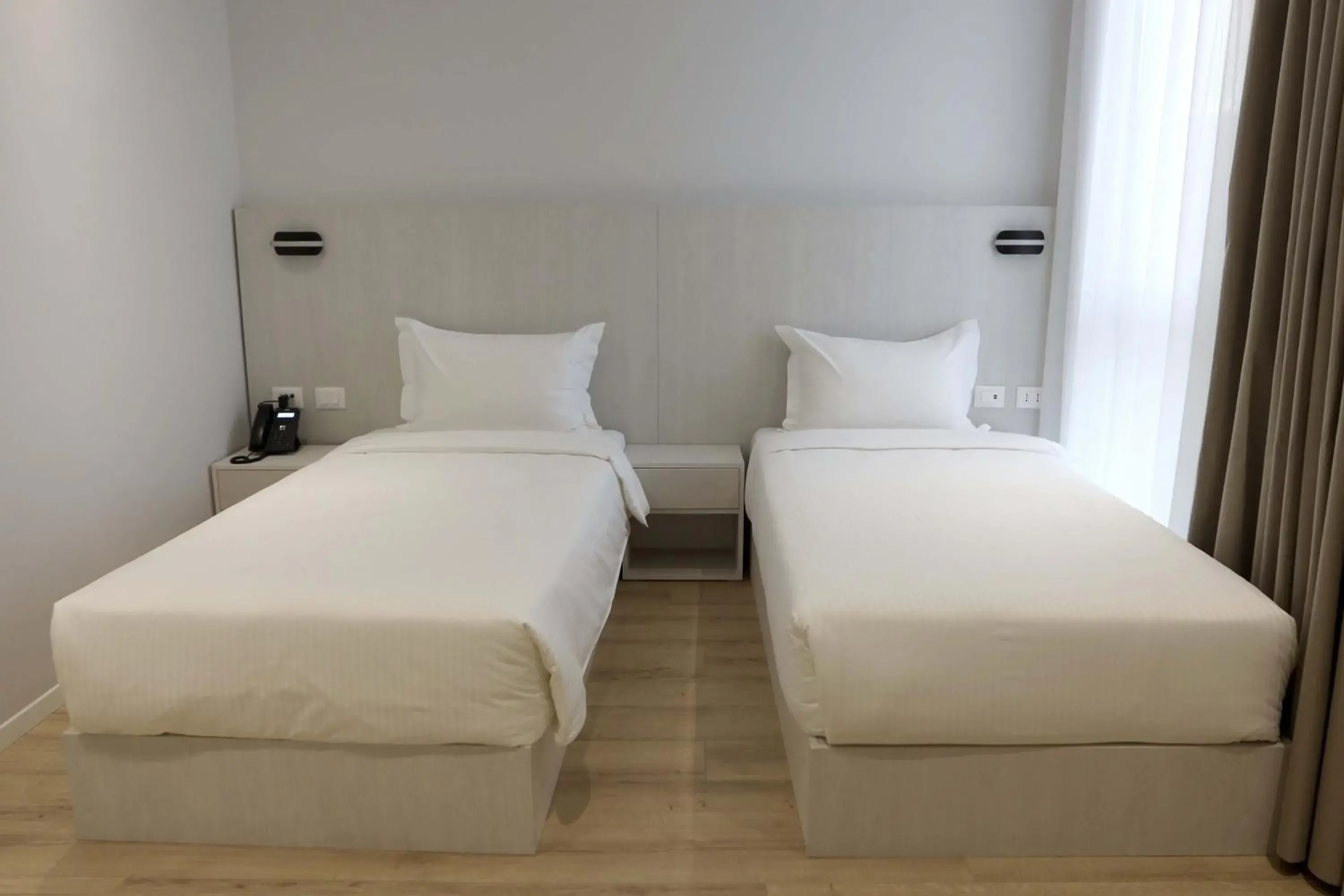 Bed in Metro Hotel Terminal Bed in Metro Hotel Terminal