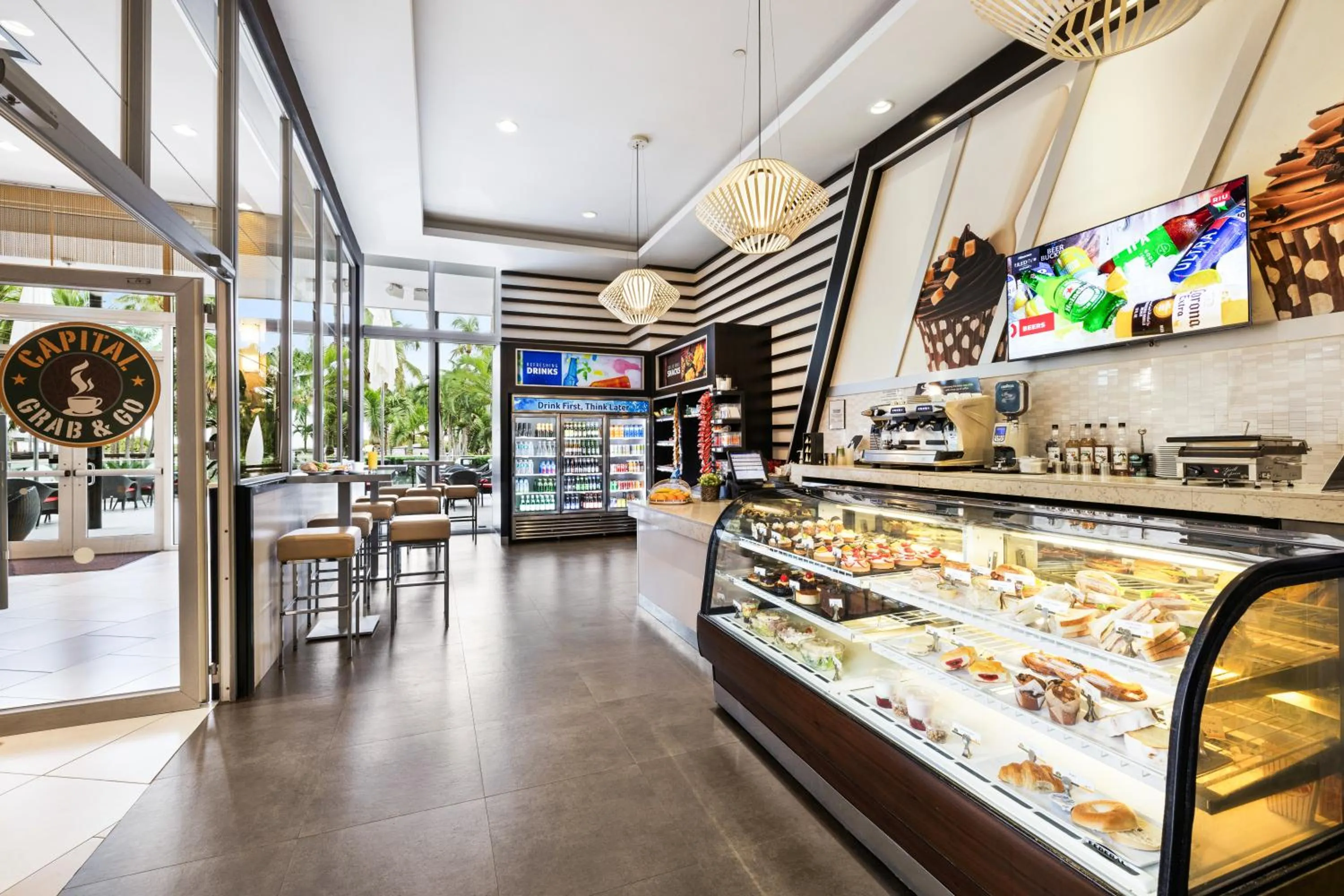 Restaurant/places to eat in Riu Plaza Miami Beach