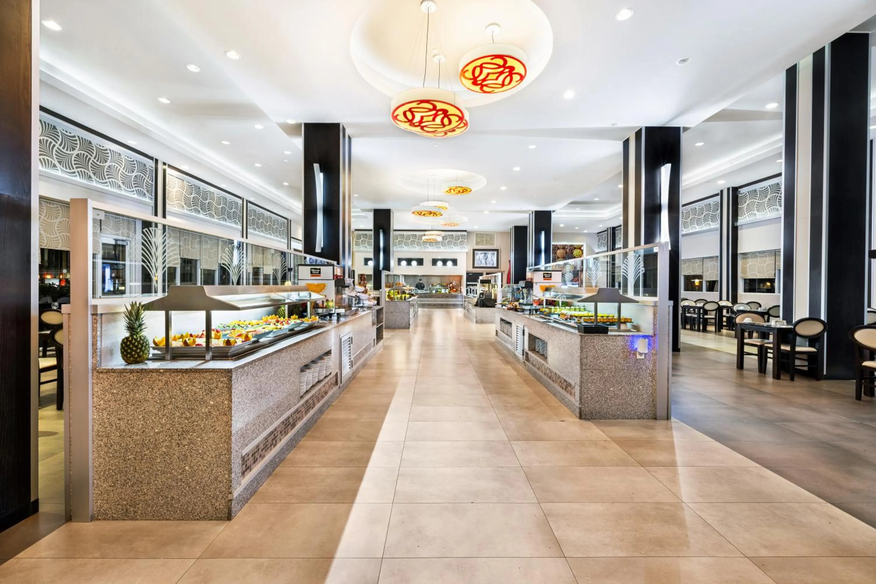 Restaurant/places to eat in Riu Plaza Miami Beach