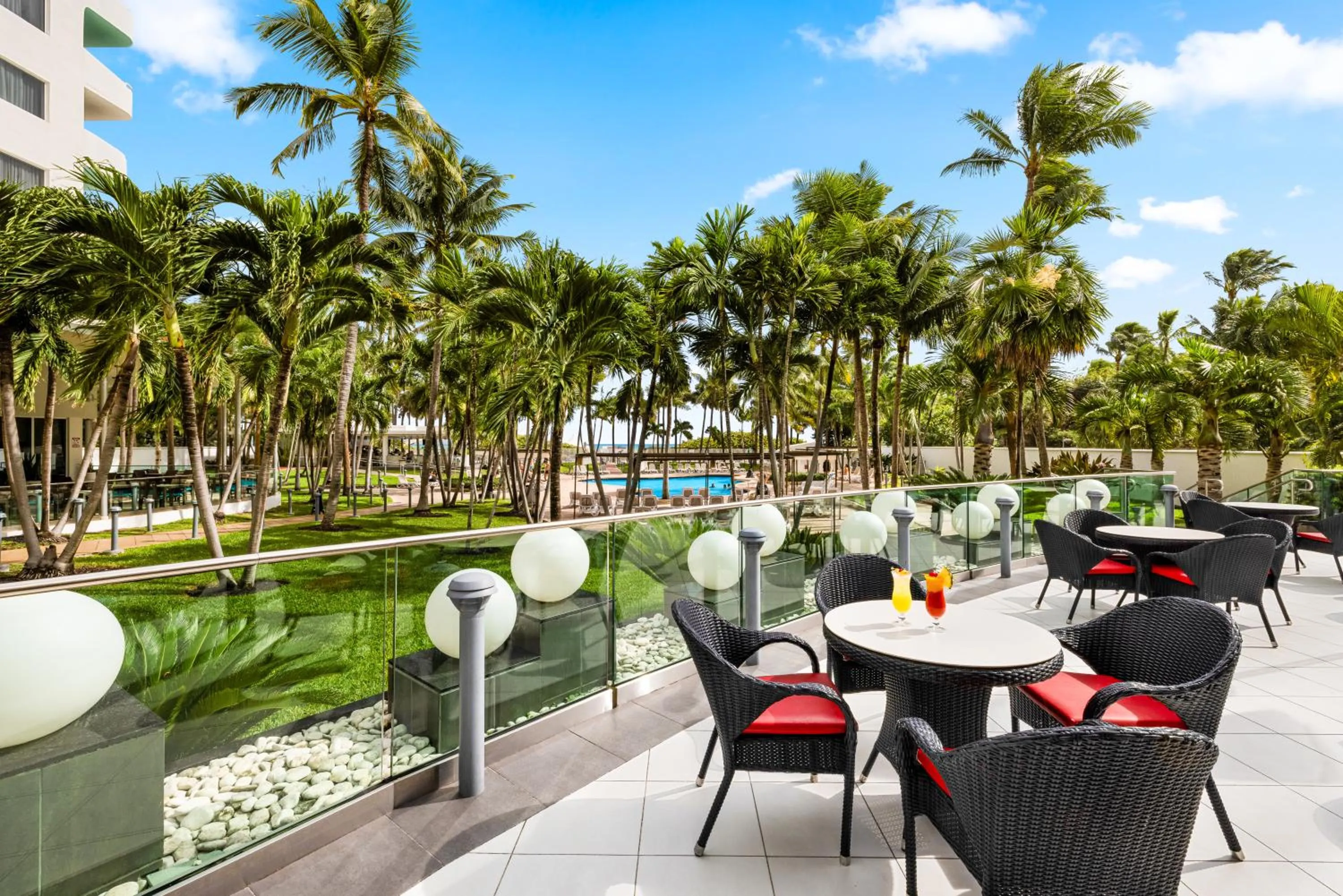 minibar in Riu Plaza Miami Beach