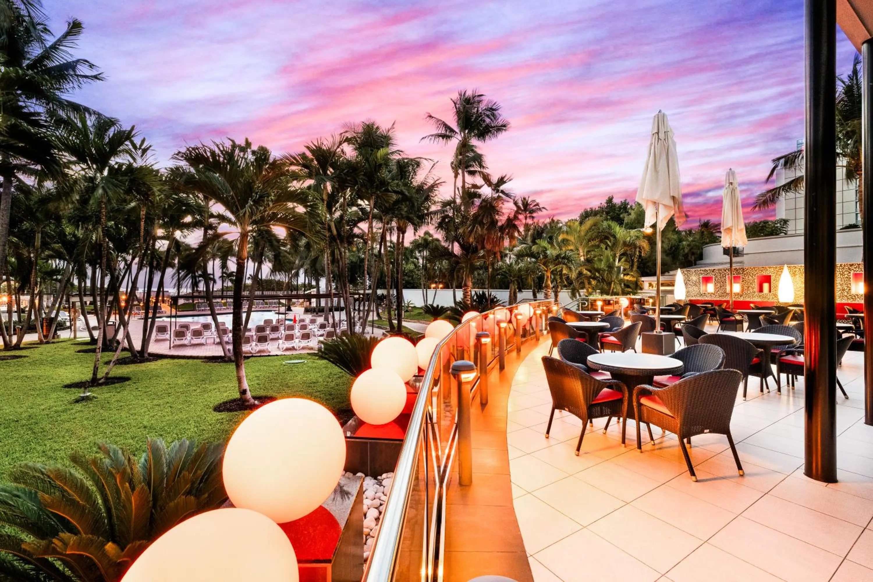 minibar in Riu Plaza Miami Beach