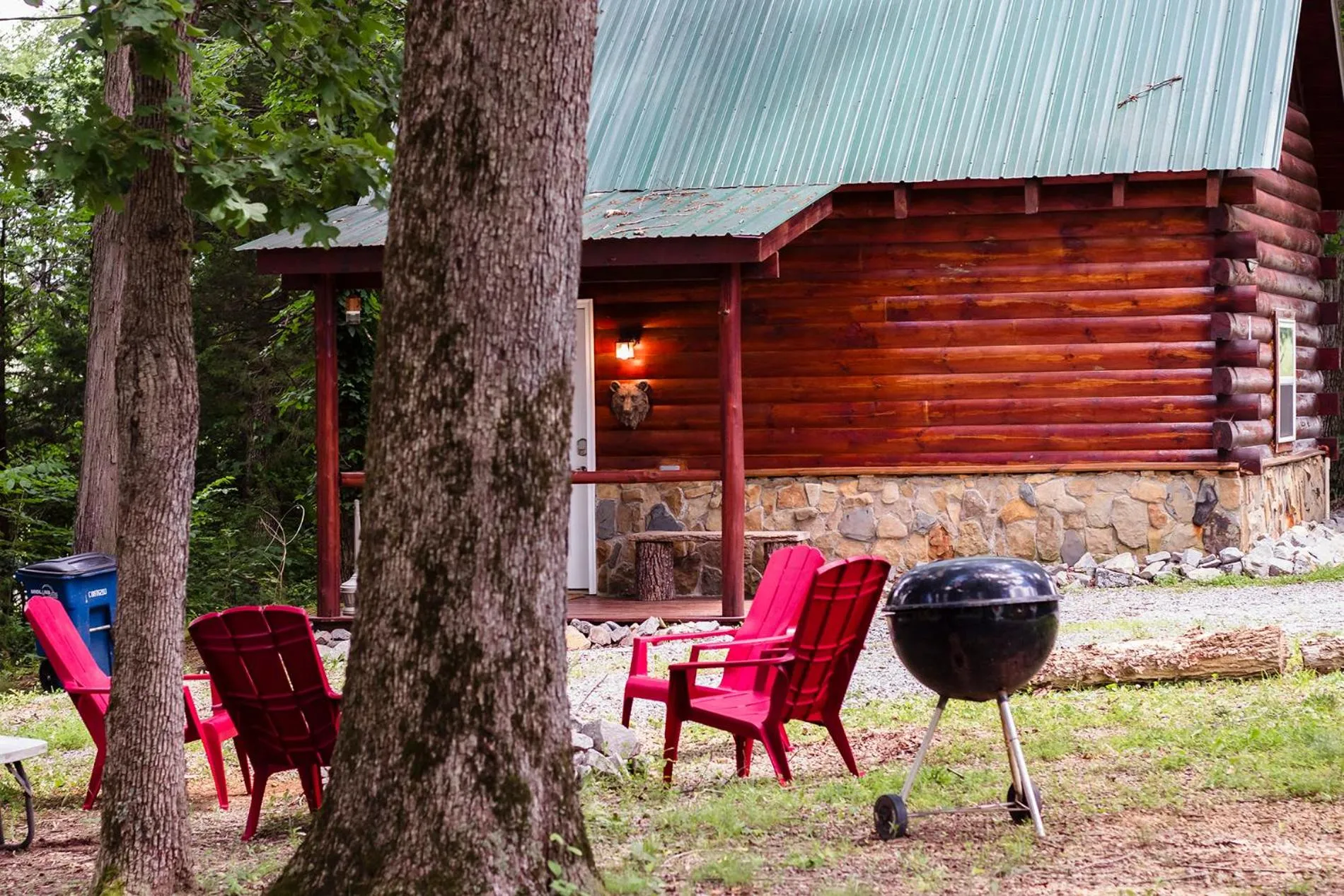 BBQ facilities in Kozy Haven Log Cabin Rentals