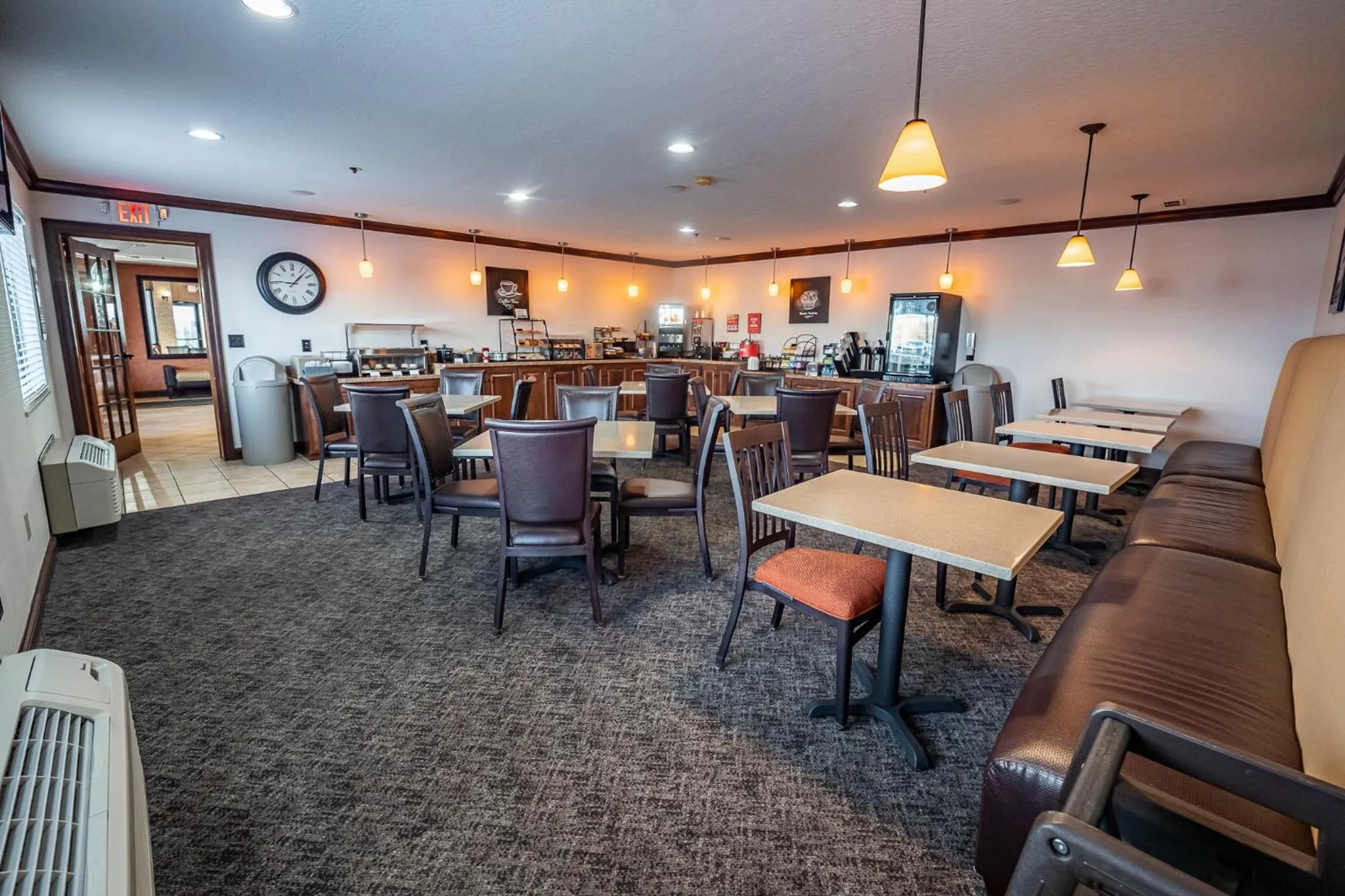 Christopher Inn and Suites