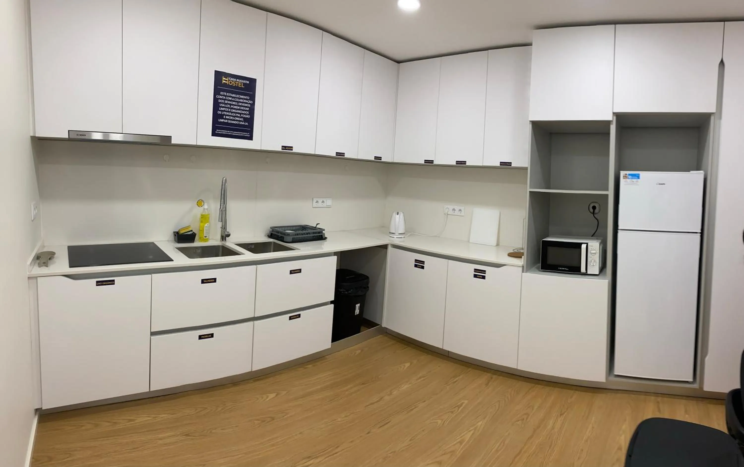 Kitchen or kitchenette in Casa Augusta 4