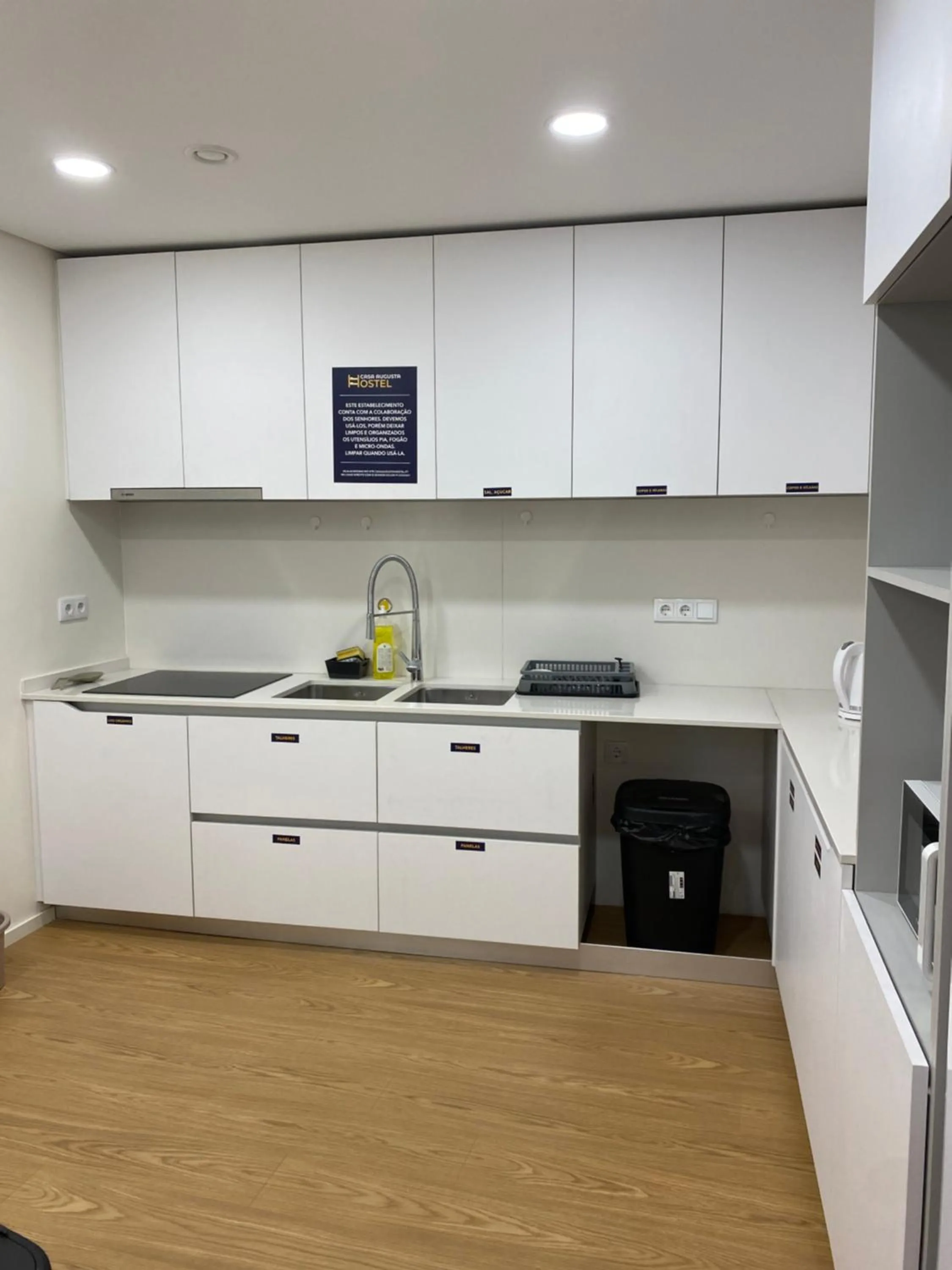 Kitchen or kitchenette in Casa Augusta 4