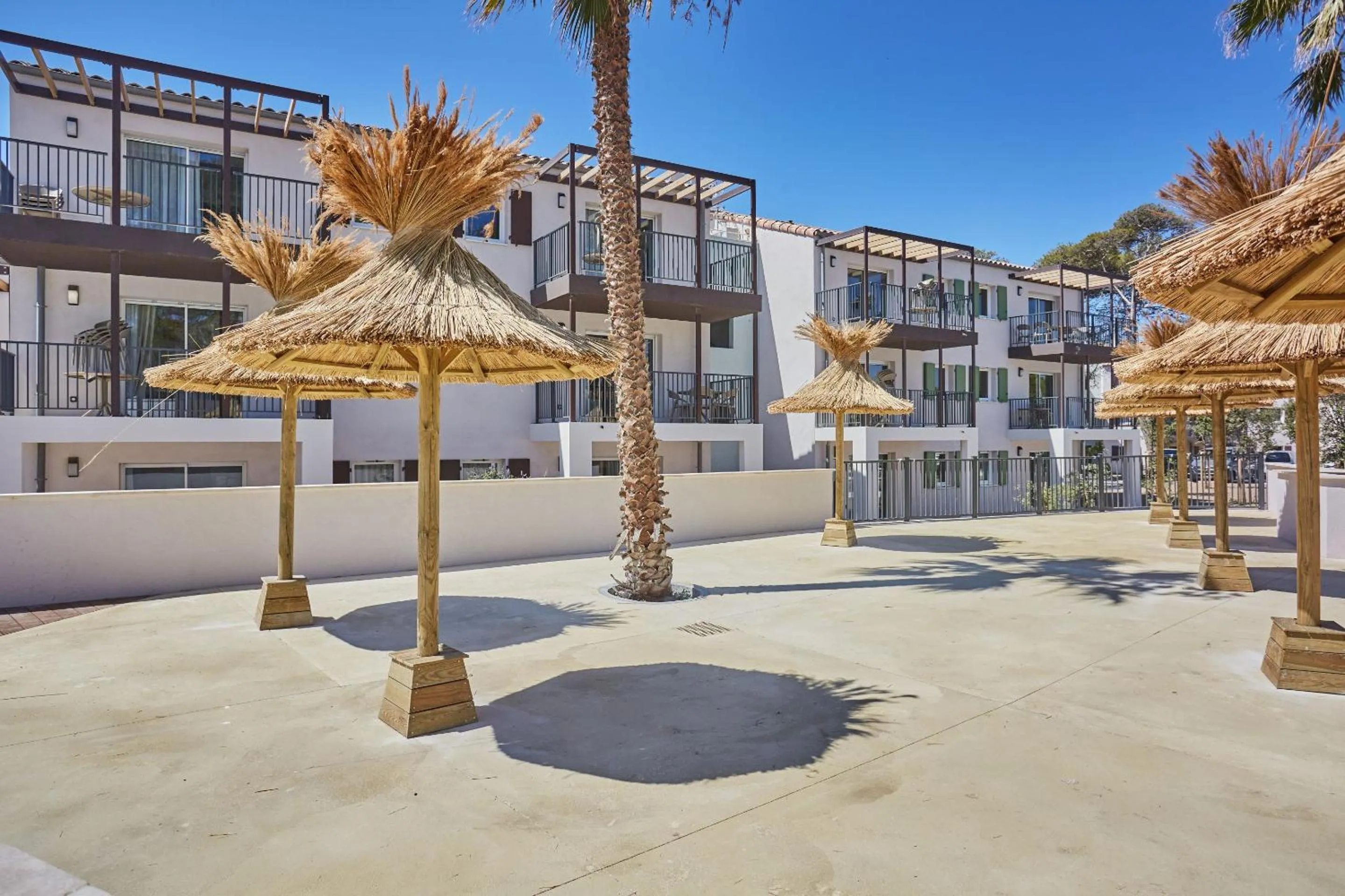 Property building in Résidence Odalys Riviera