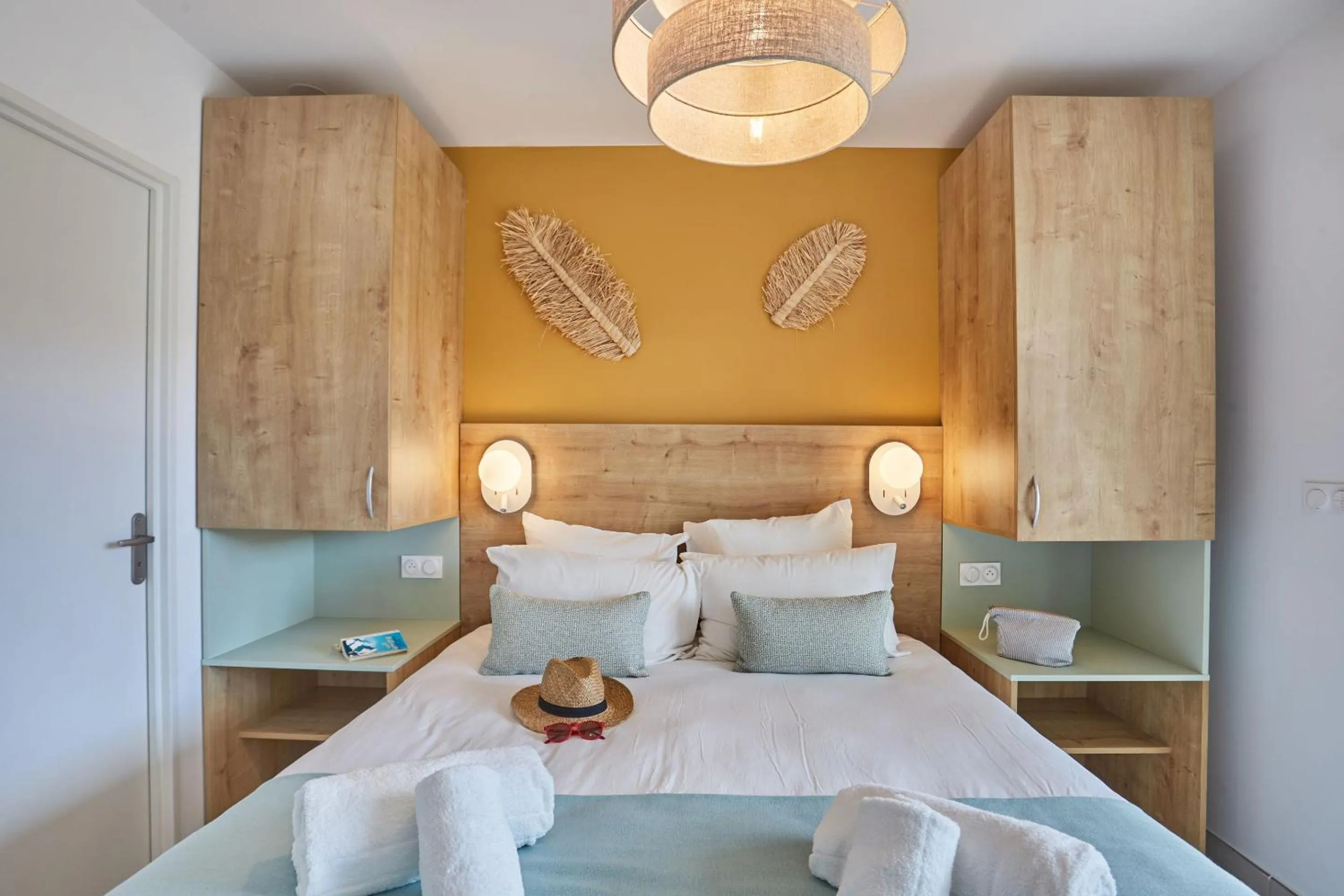 Bedroom, Bed in Résidence Odalys Riviera