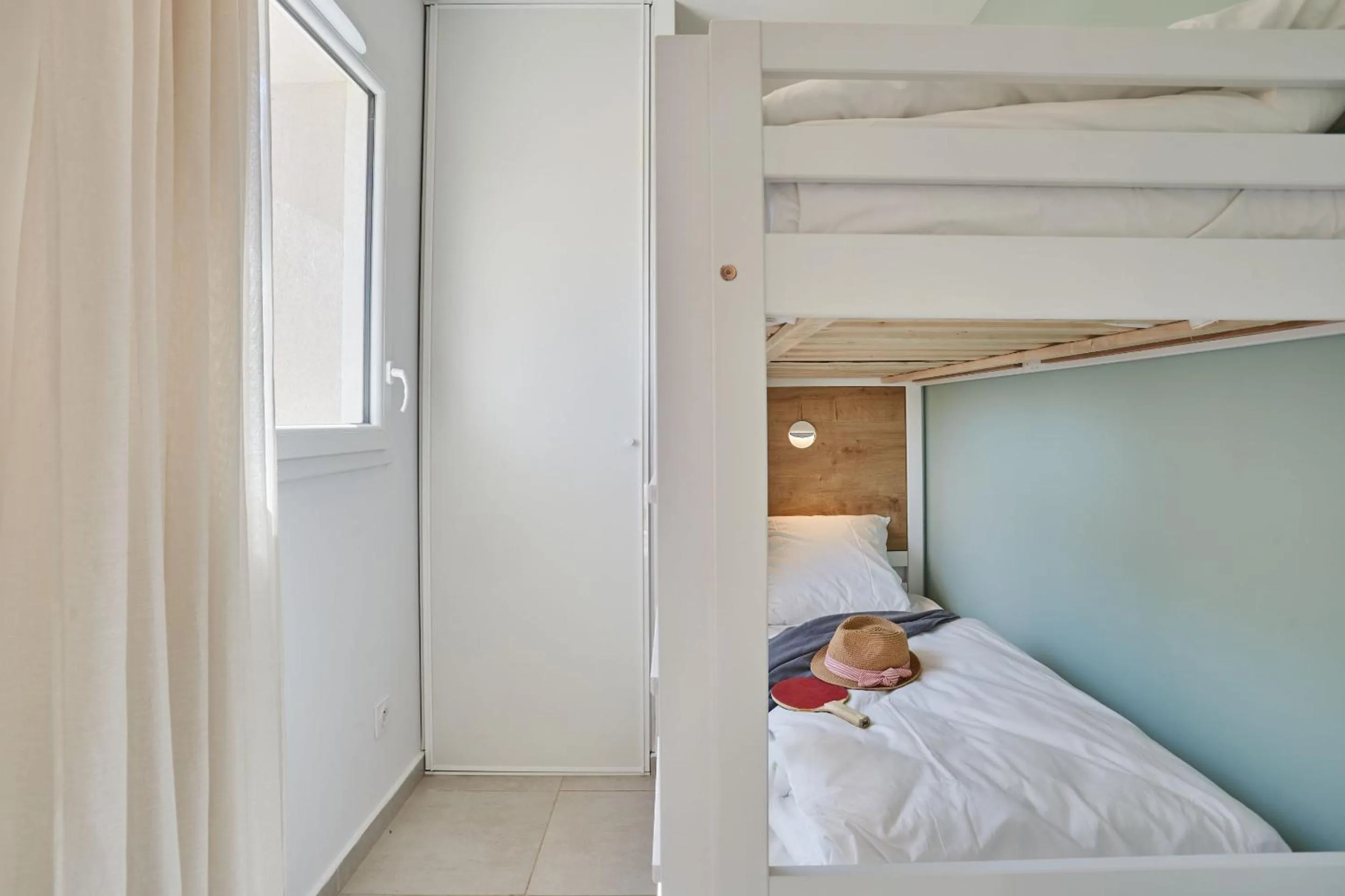 bunk bed, Bed in Résidence Odalys Riviera