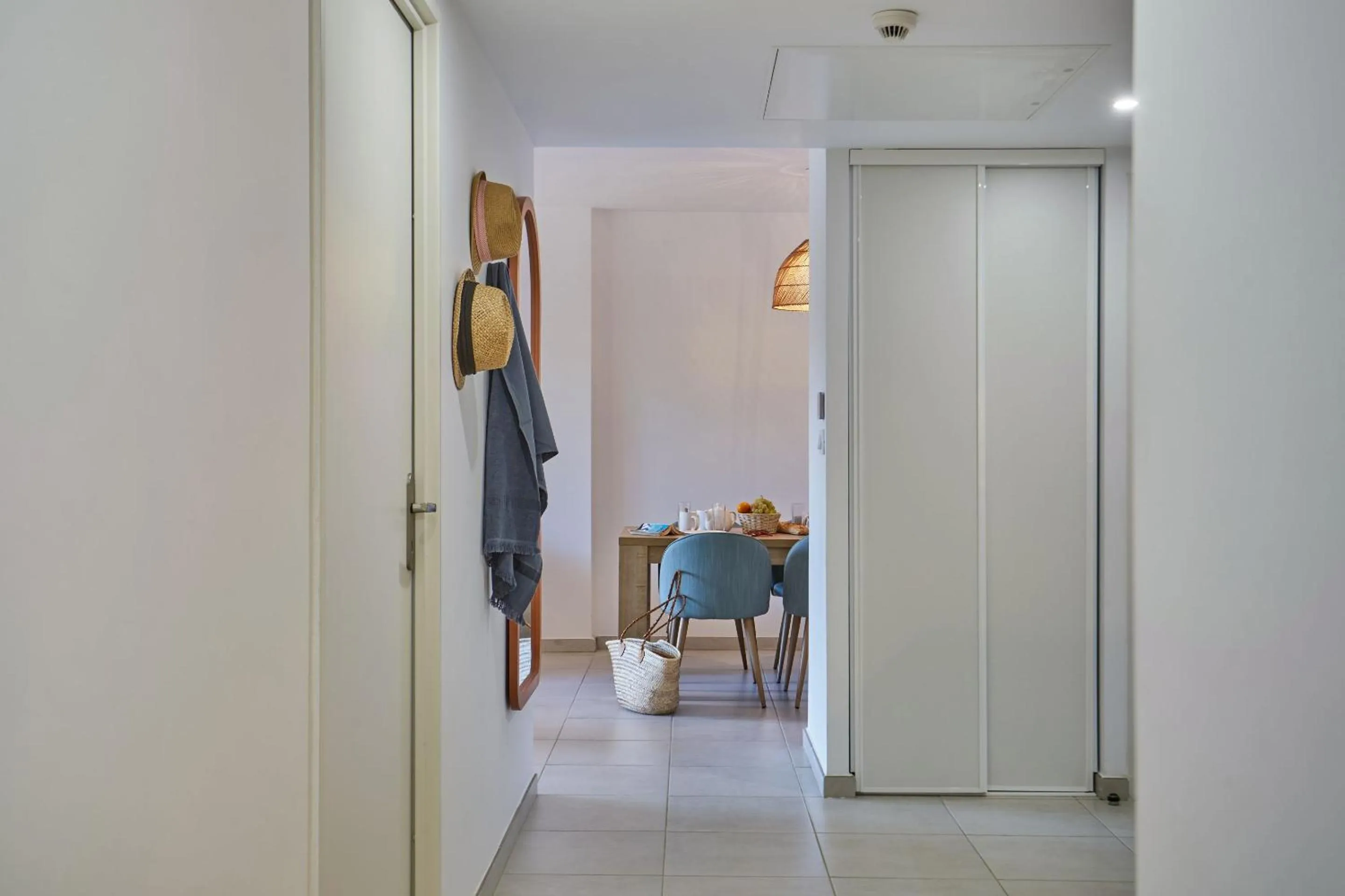 wardrobe in Résidence Odalys Riviera